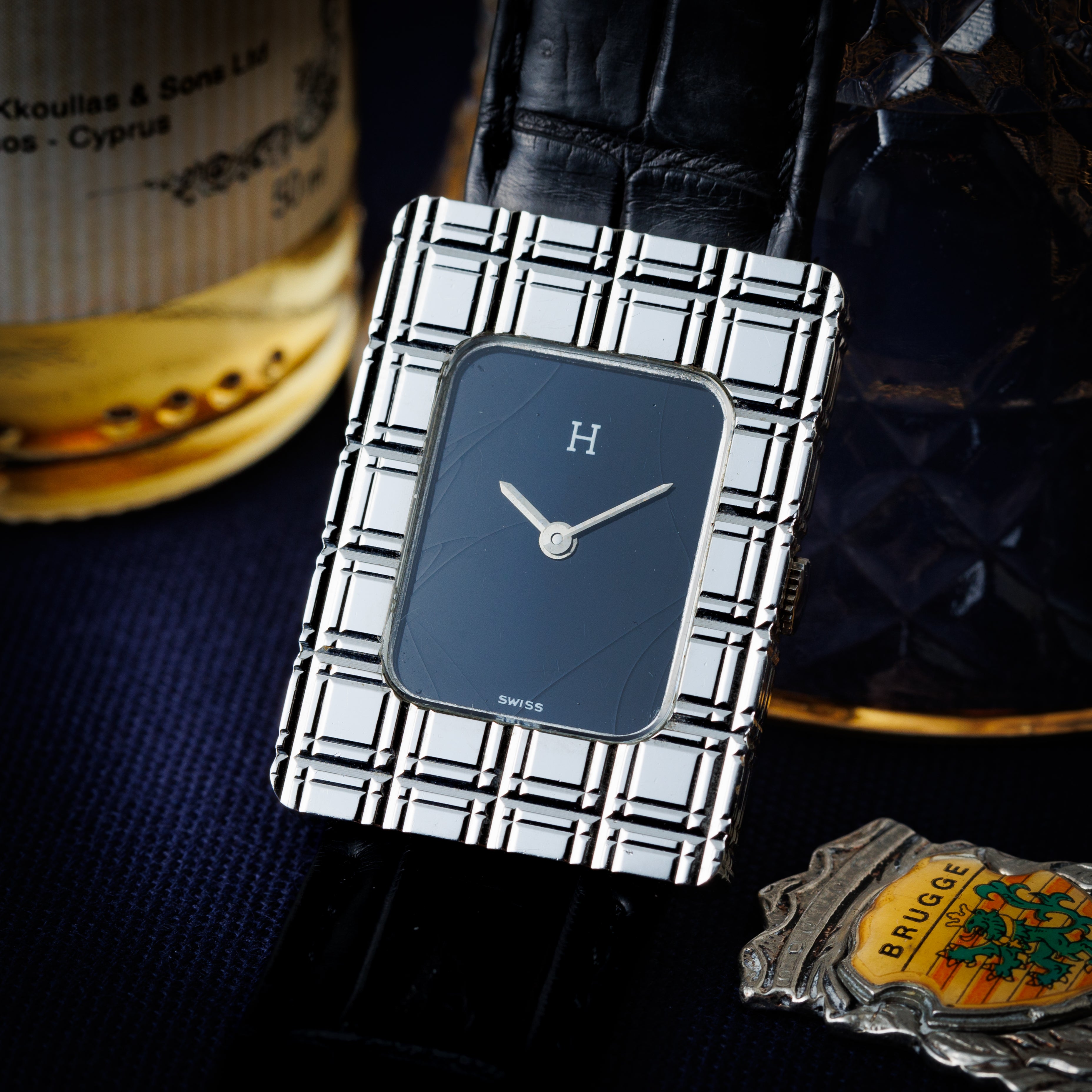 エルメス カレーシュ ブラックダイヤル 手巻き 1980年代製