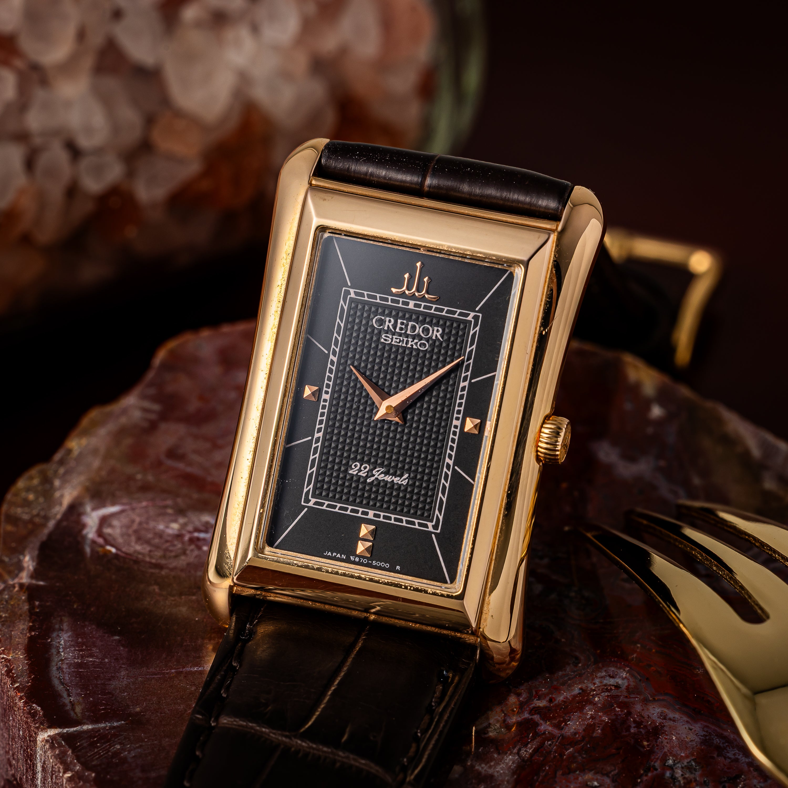 セイコー クレドール 18金無垢レクタンギュラー 1996年製 Ref.6870-5000 18KYG ブラックダイヤル 手巻き