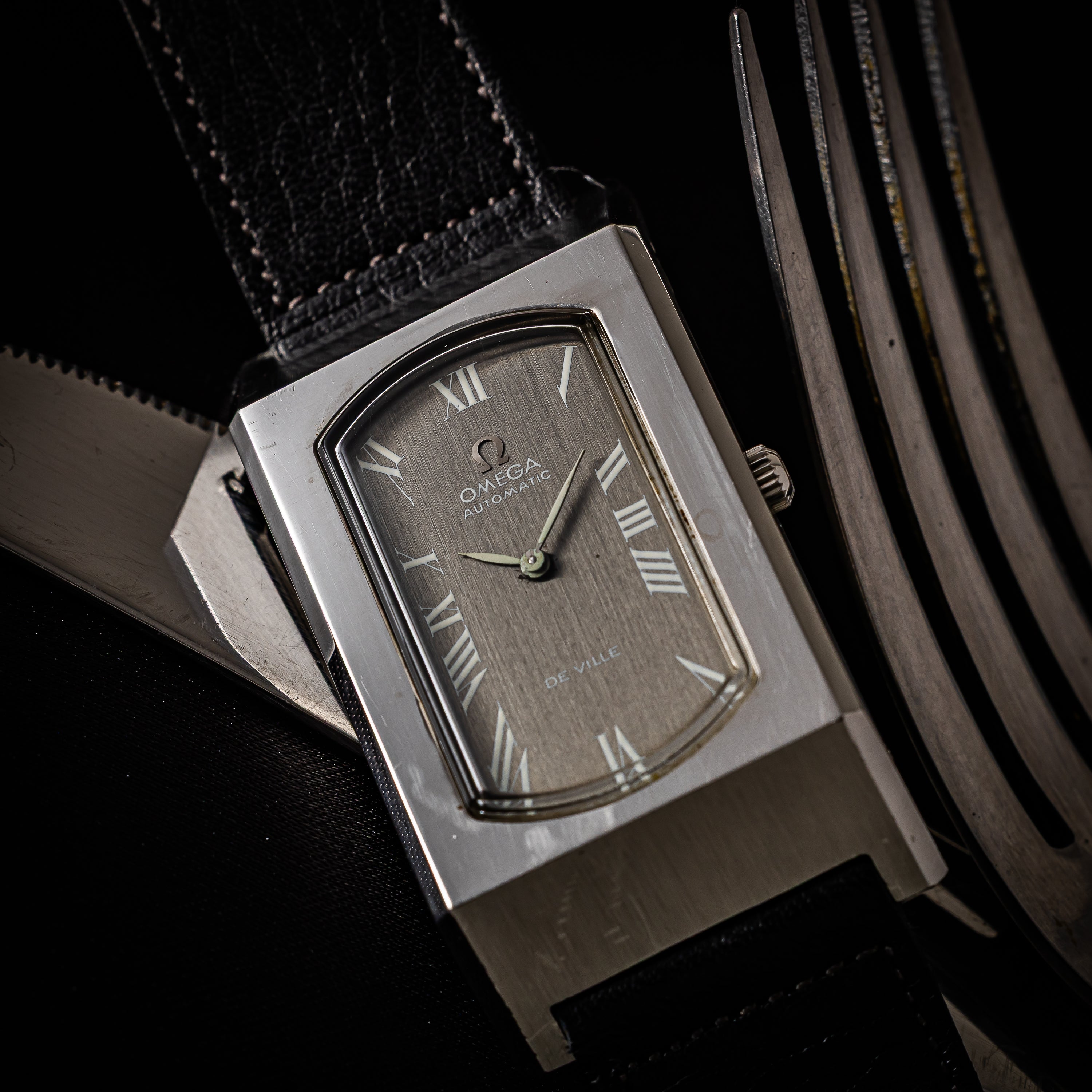 オメガ デ・ヴィル 1972年製 レクタンギュラー 自動巻 グレーダイヤル Ref.155.006