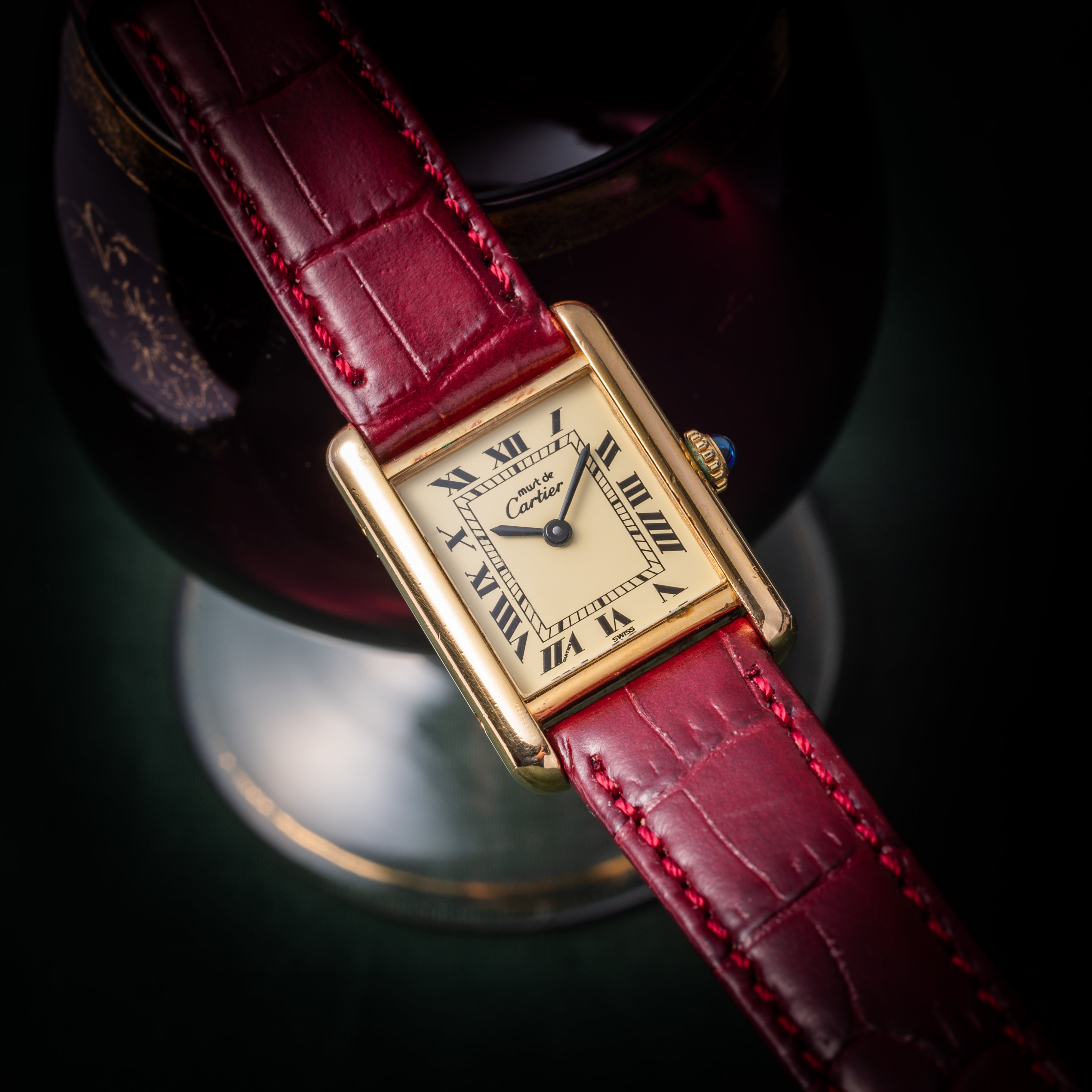 カルティエ マストタンク SMサイズ 手巻き 1980年代製 アイボリーローマンダイヤル 箱・ギャラ付き
