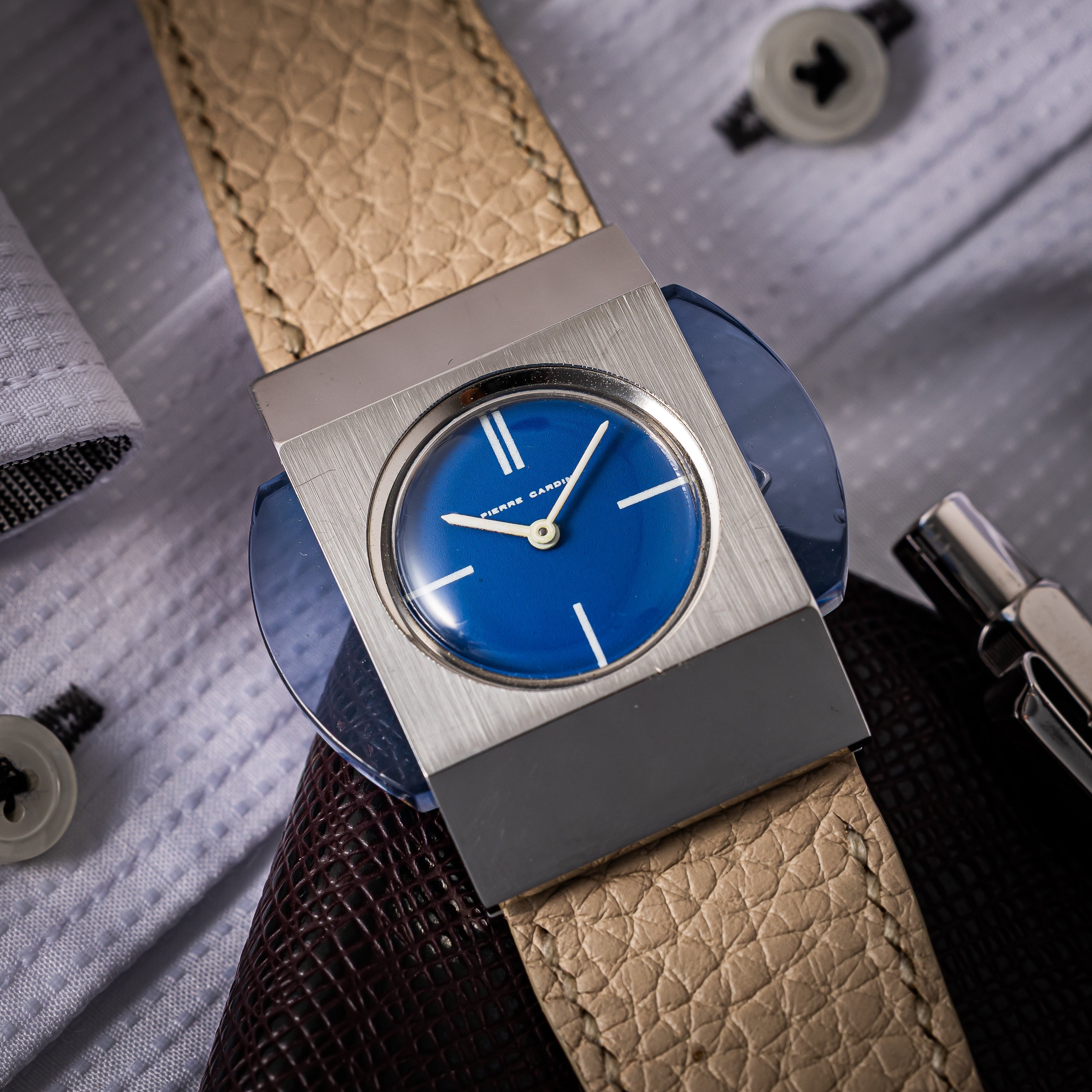 ピエールカルダン ジャガー 1970年代製 手巻き ブルーダイヤル
