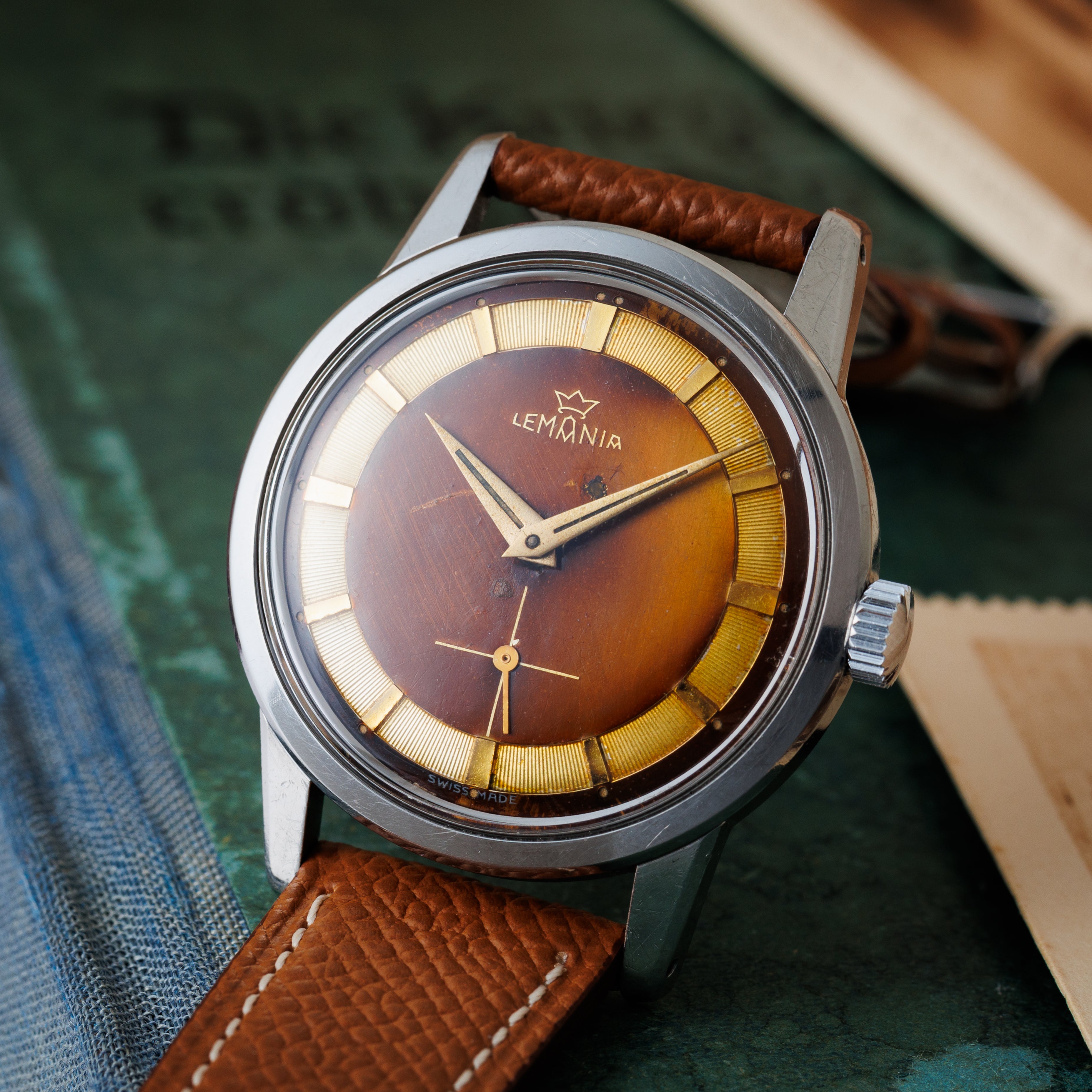 レマニア スーパーコンプレッサーケース ブラウンチェンジ 手巻き Cal.3000 1950年代 ツートンダイヤル