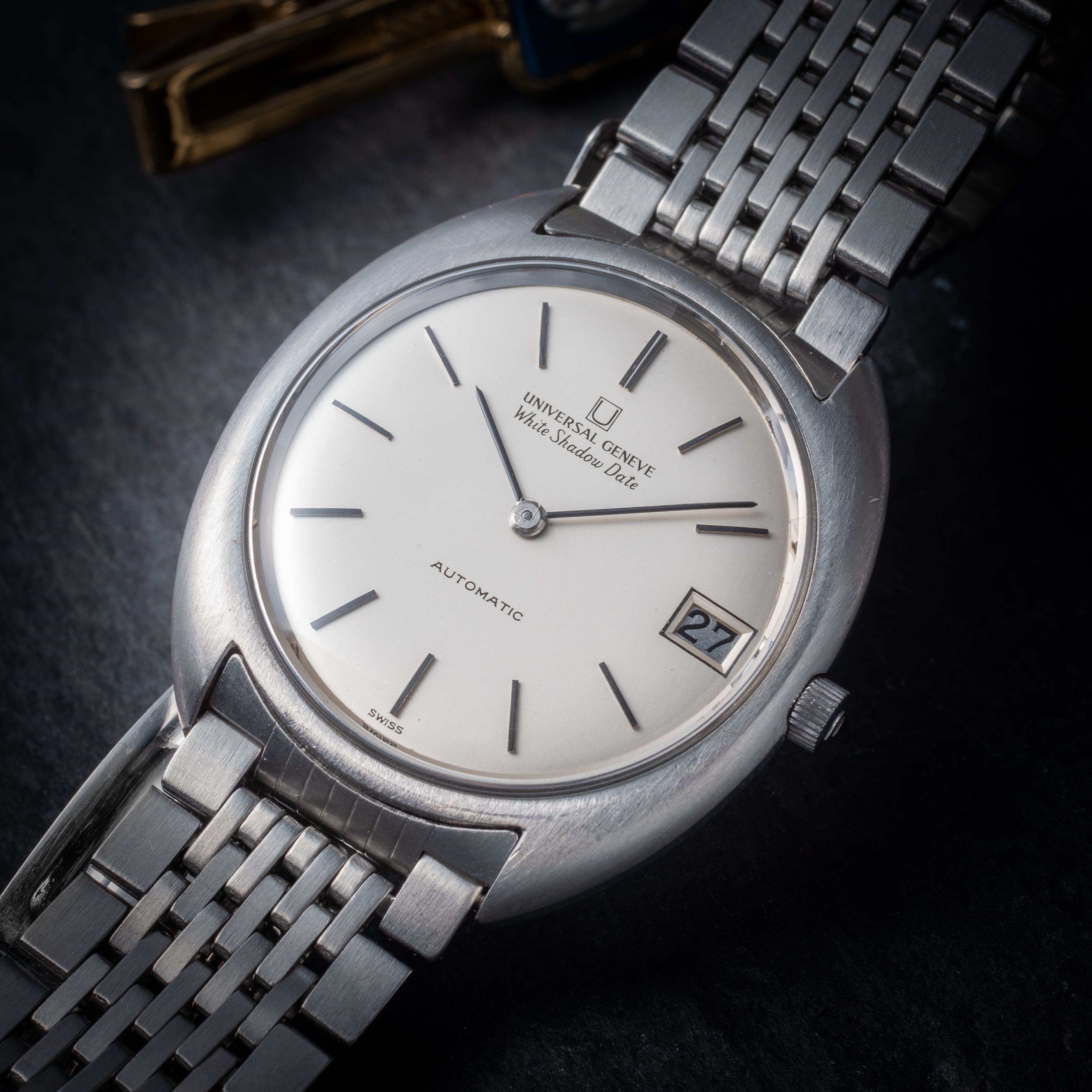 ユニバーサル ジュネーブ ホワイトシャドウ デイト 1970年代製 マイクロローター自動巻き