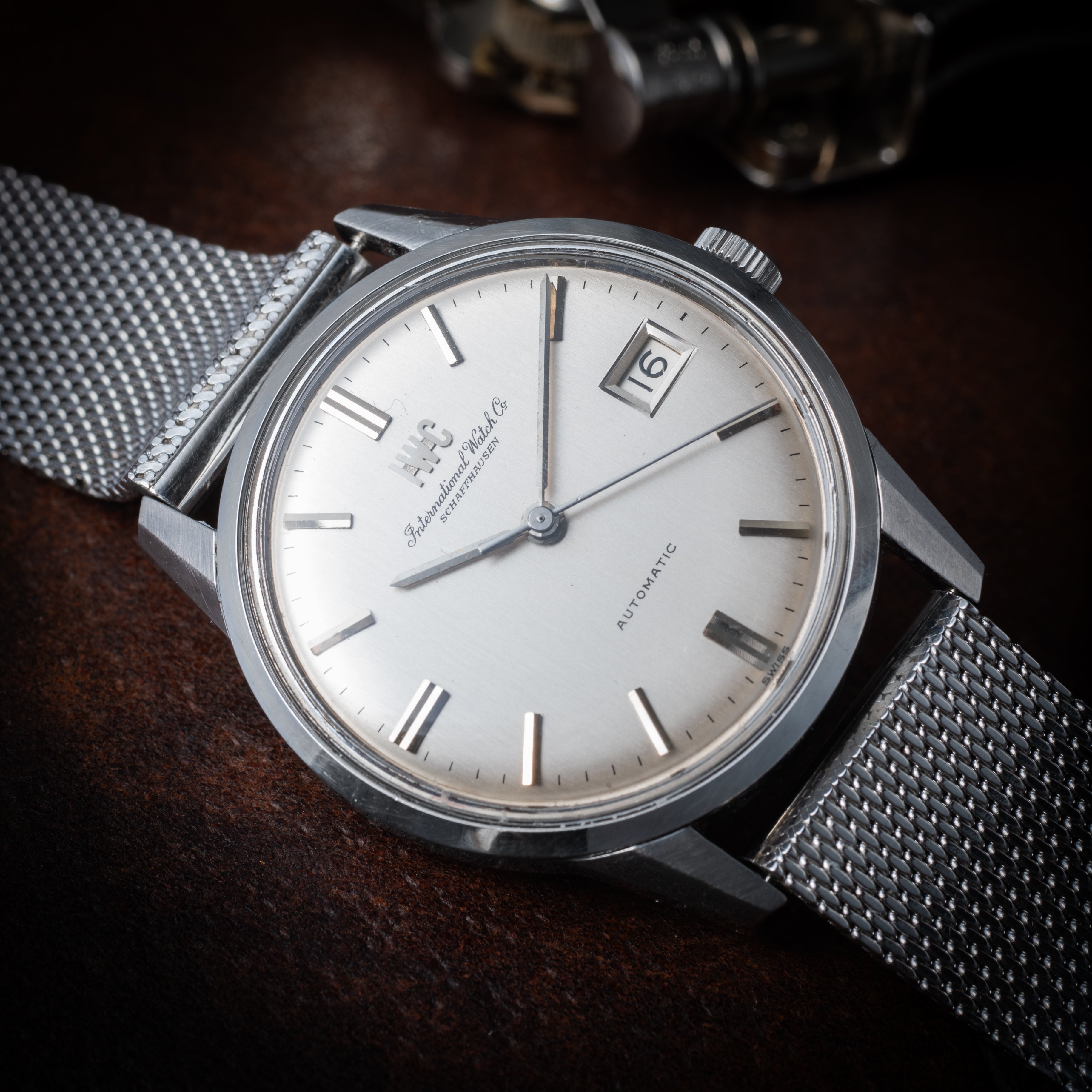 IWC ラウンドケース 1970年製(昭和45年製） Ref.R810A 純正メッシュブレス ペラトン式自動巻Cal.8541B