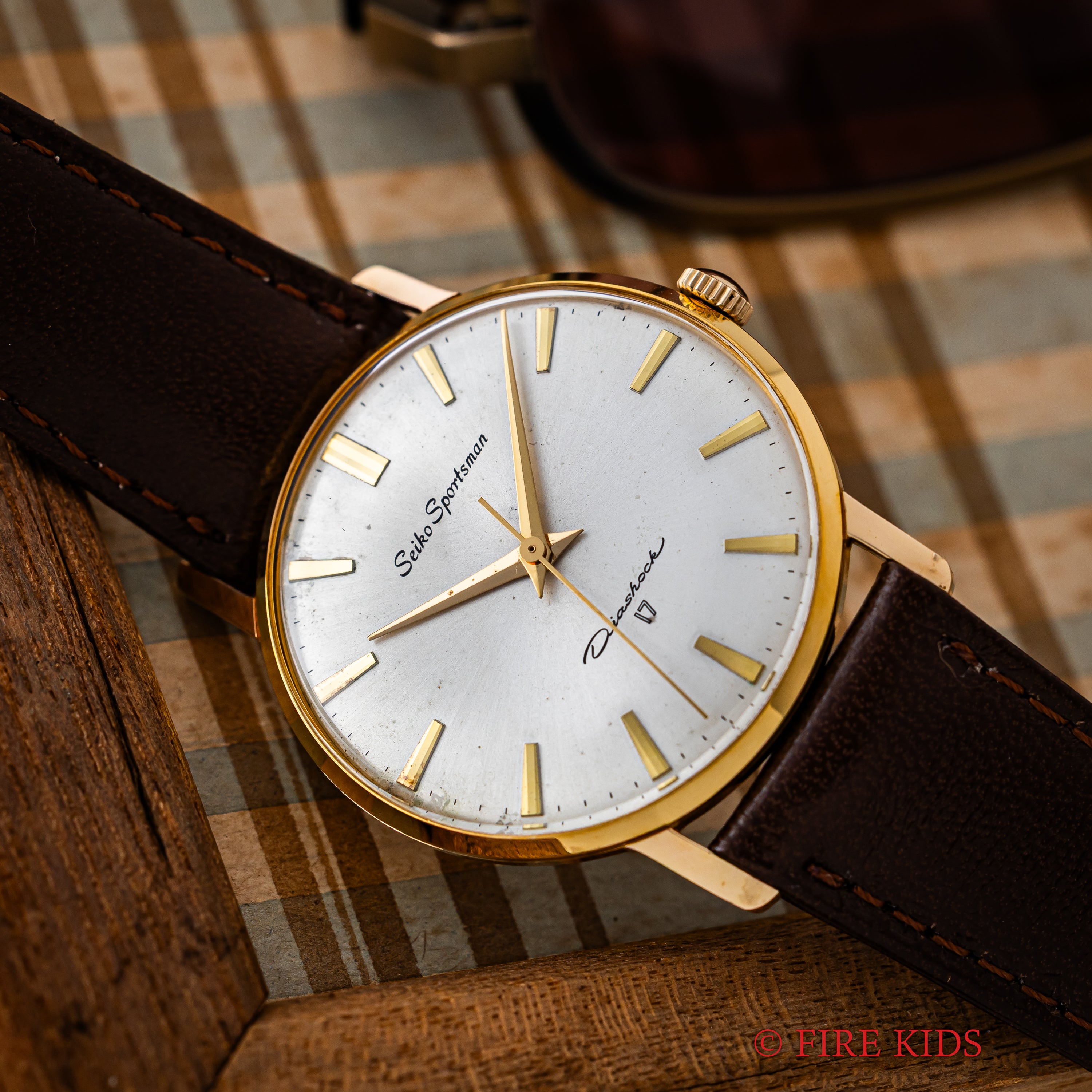 セイコー スポーツマン 17石 手巻き 1961年製 EGP Ref.15019E ダイヤショック