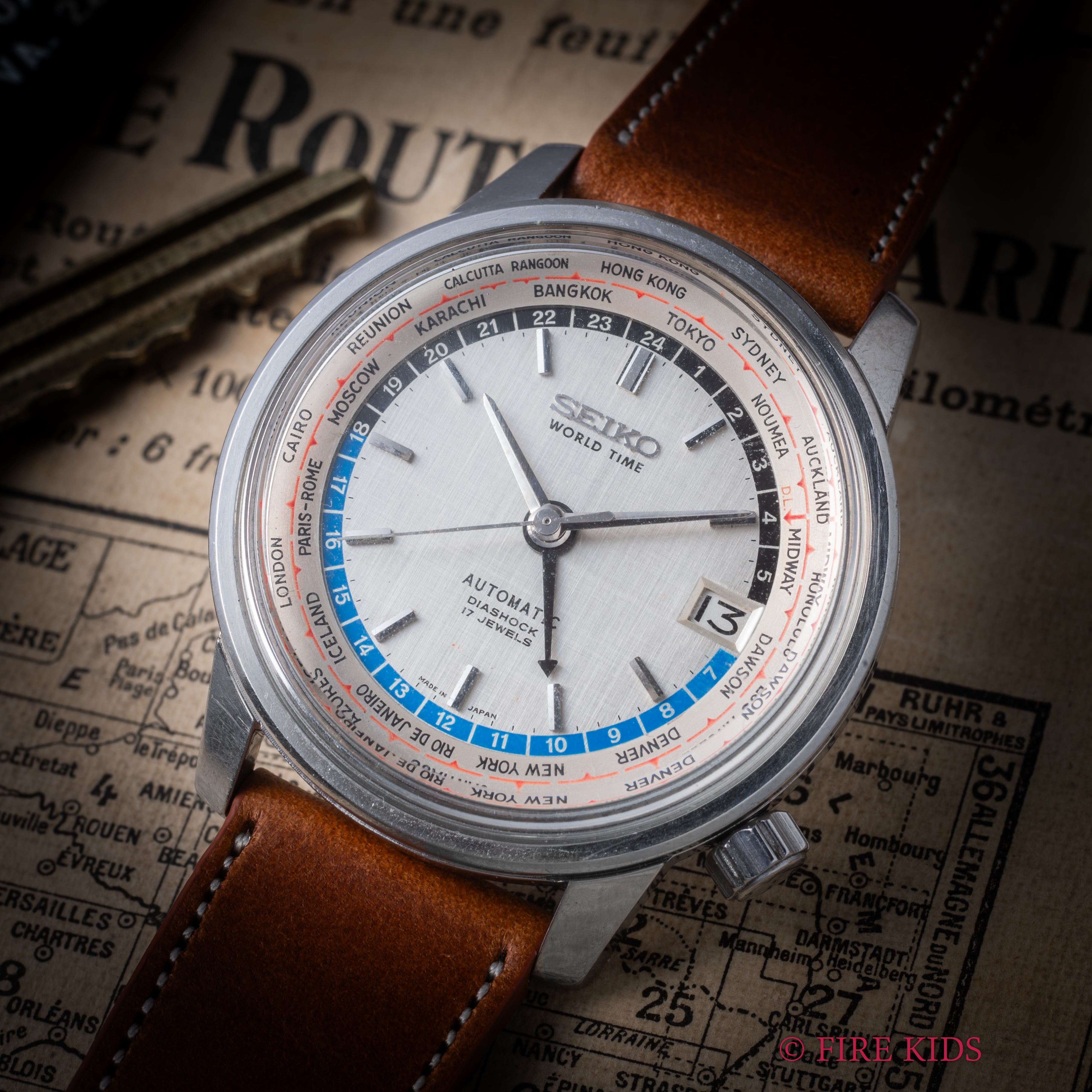 セイコー ワールドタイム1st 1964年製 自動巻き Ref.6217-7000 聖火マーク