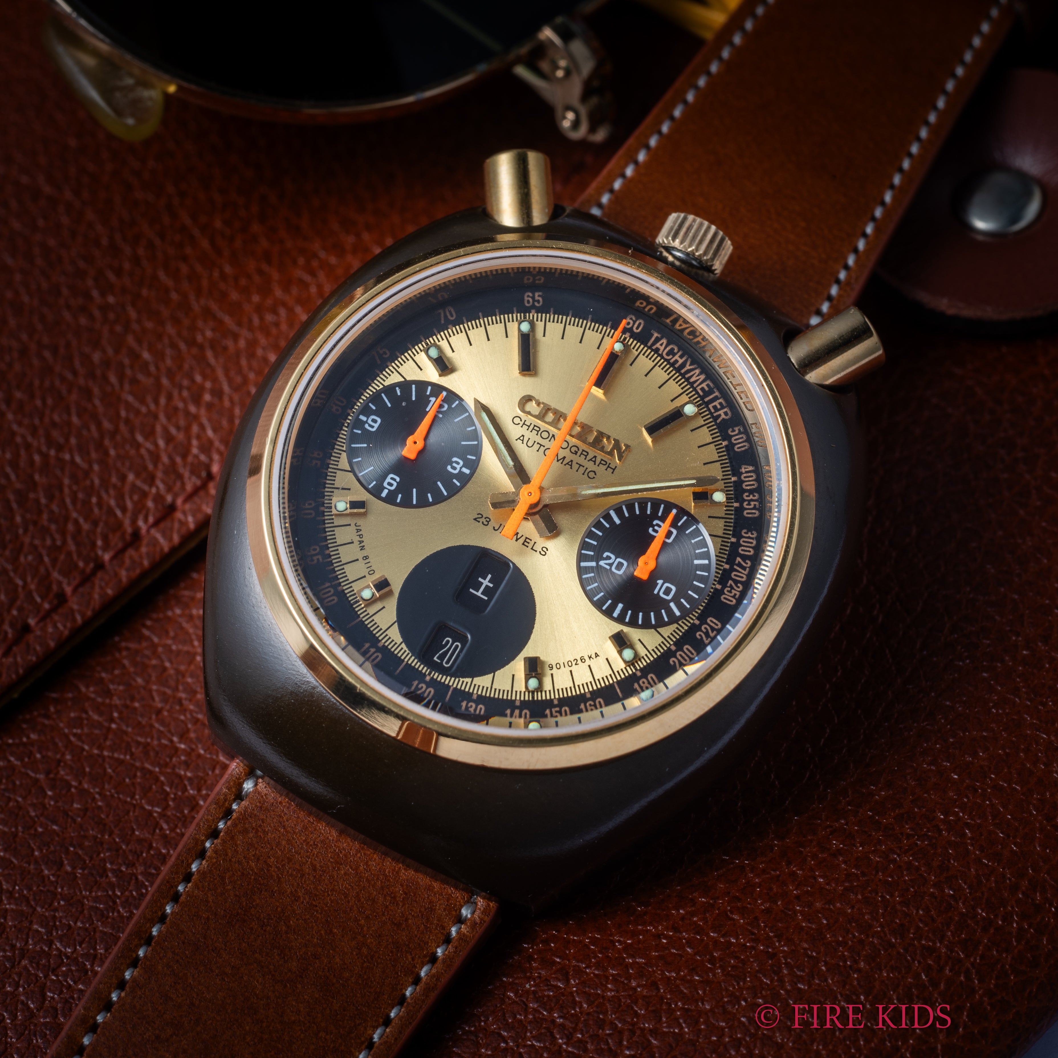 シチズン ツノクロノ チャレンジタイマー 1975年製 ブラットピット 自動巻きクロノグラフ ブラッキーケース