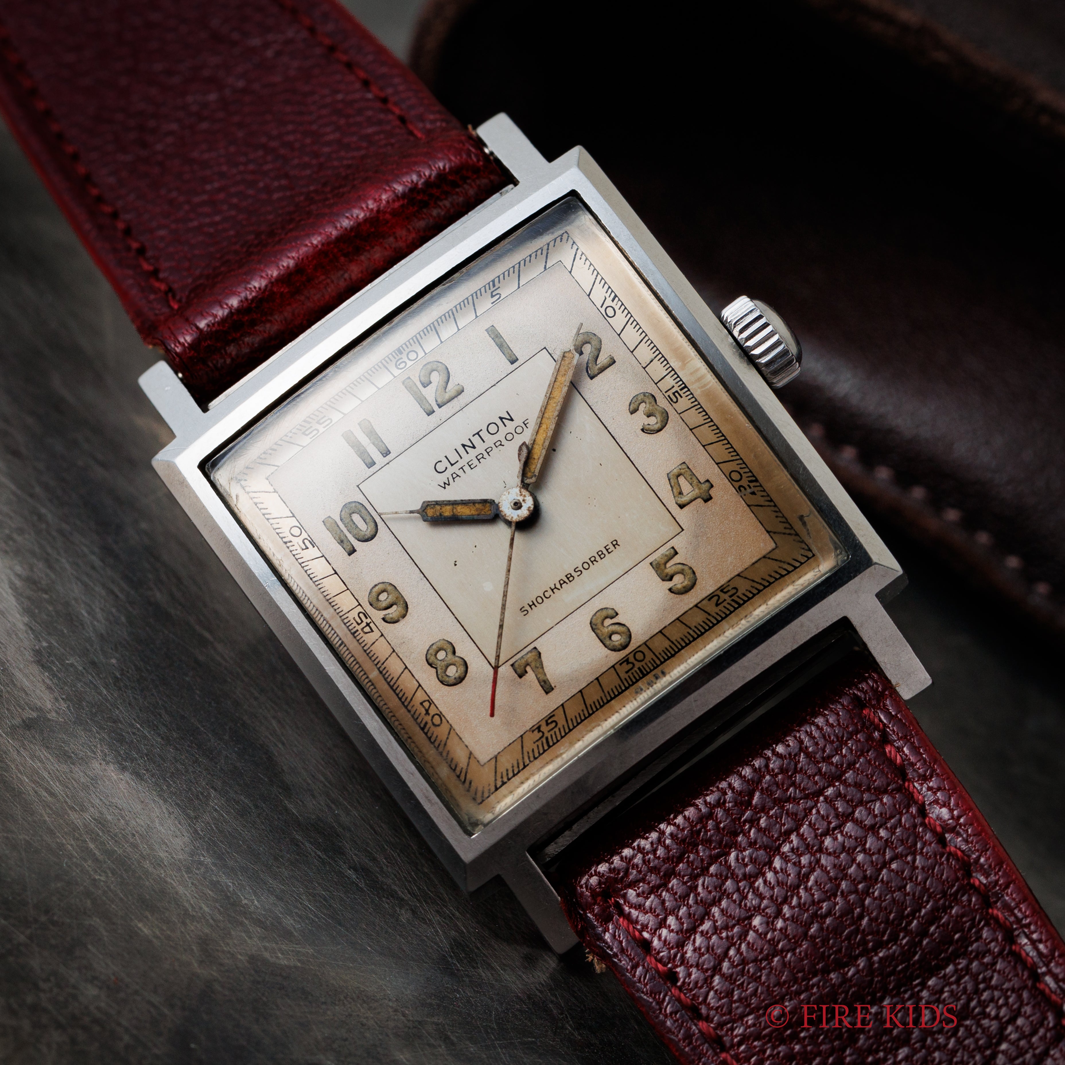 クリントン スクエア型 クラムシェルケース 手巻き 1940年代 Ref.30