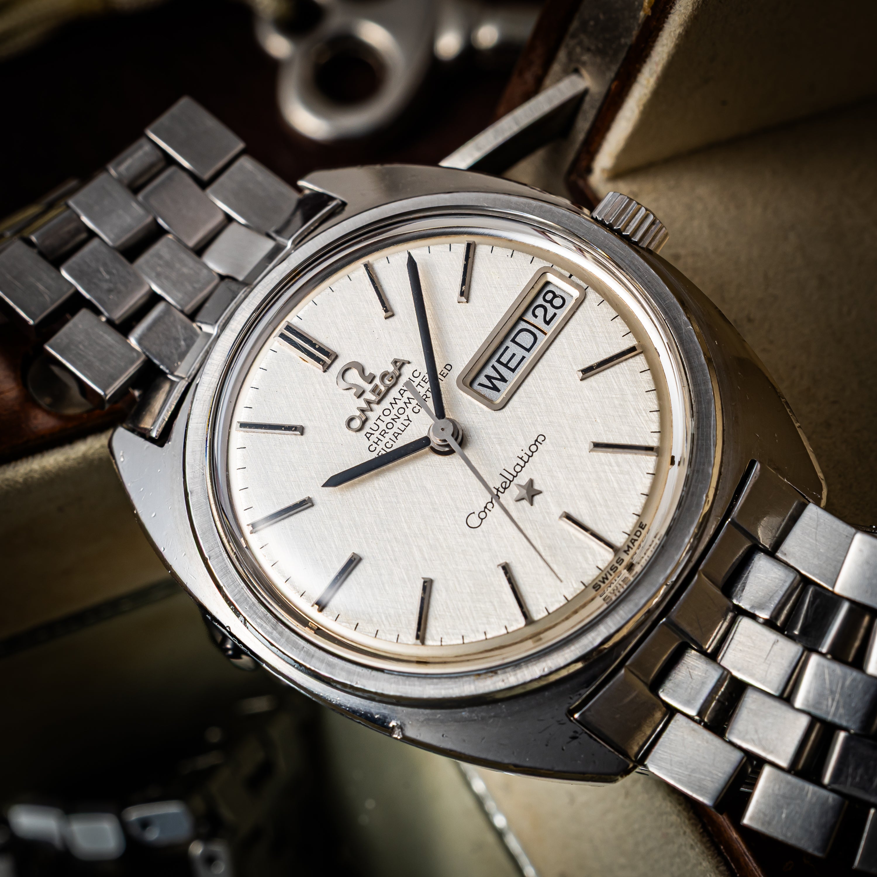 オメガ コンステレーション 1968年製 Ref.168.019 リネンシルバーダイヤル 自動巻き クロノメーター