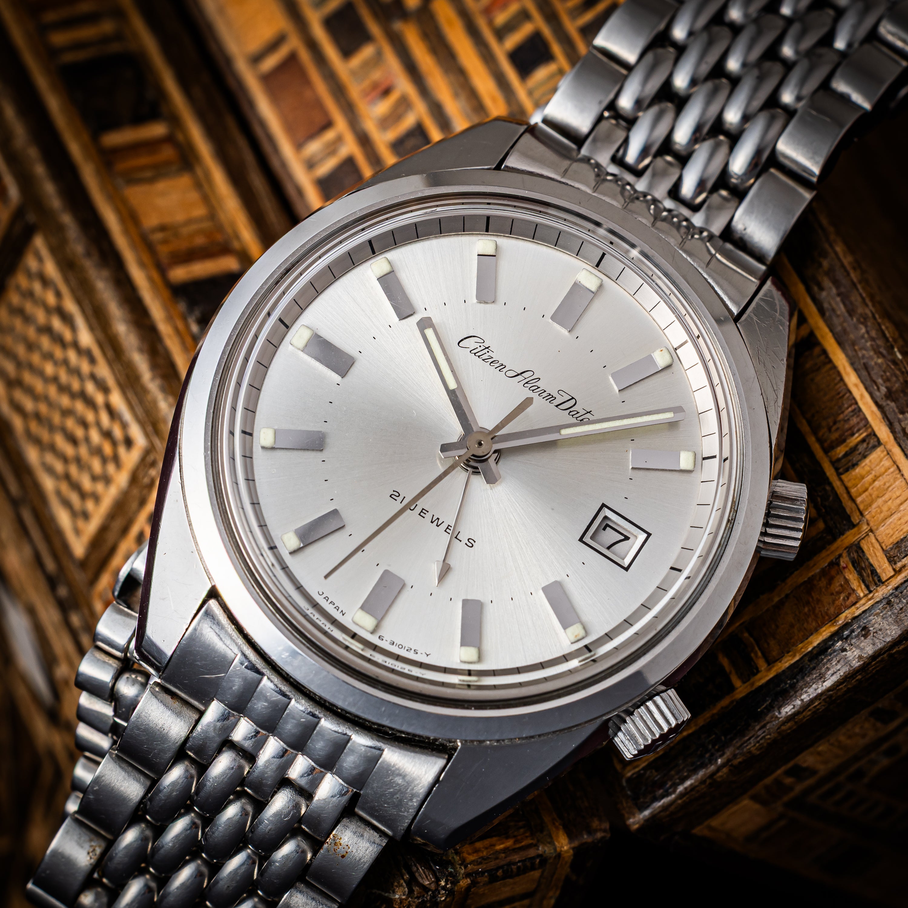 シチズン アラームデイト シルバーダイヤル 1969年製 純正ブレス付き