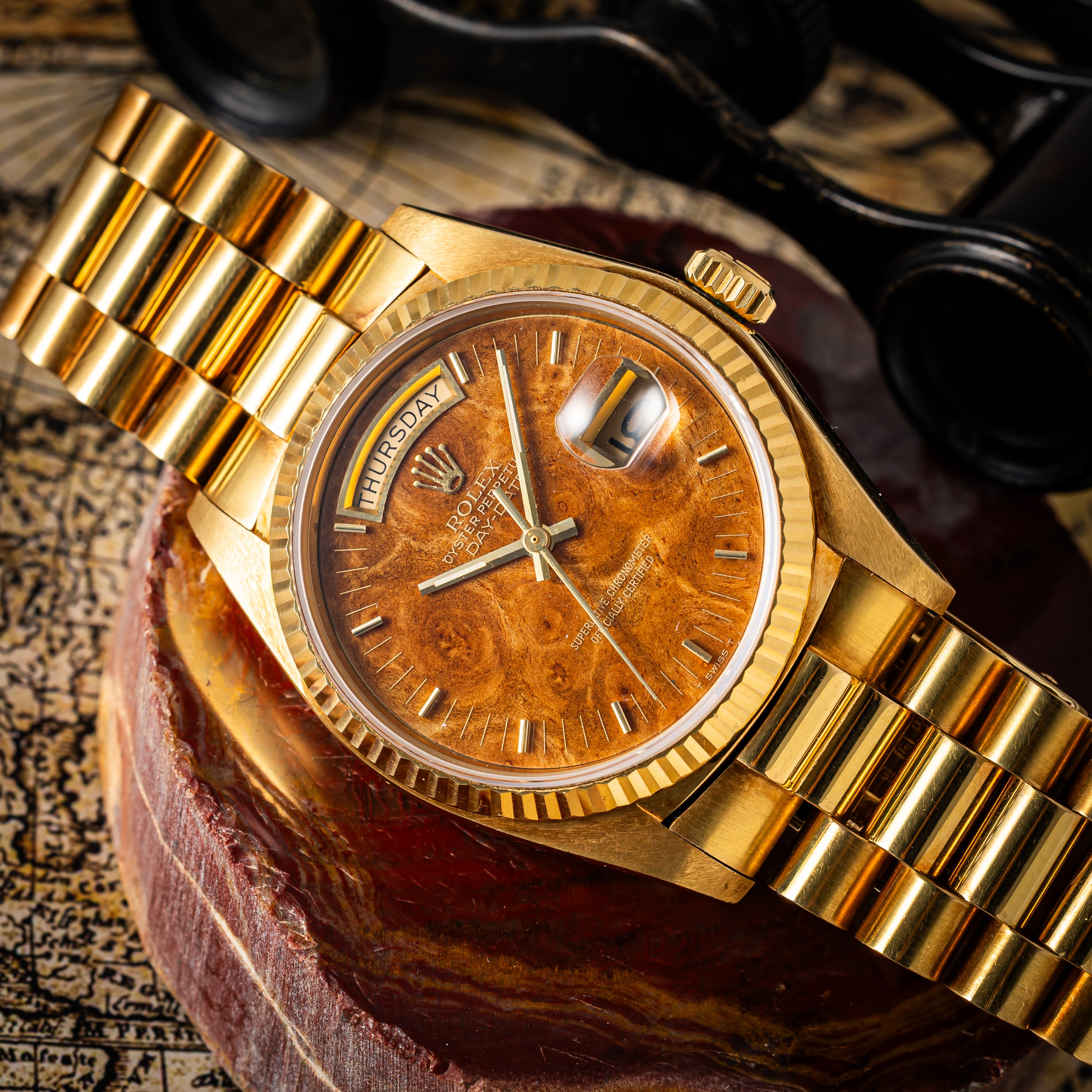 ロレックス デイデイト ウッドダイヤル 1980年製（昭和55年製） Ref.18038 純正18KYGスイスブレス
