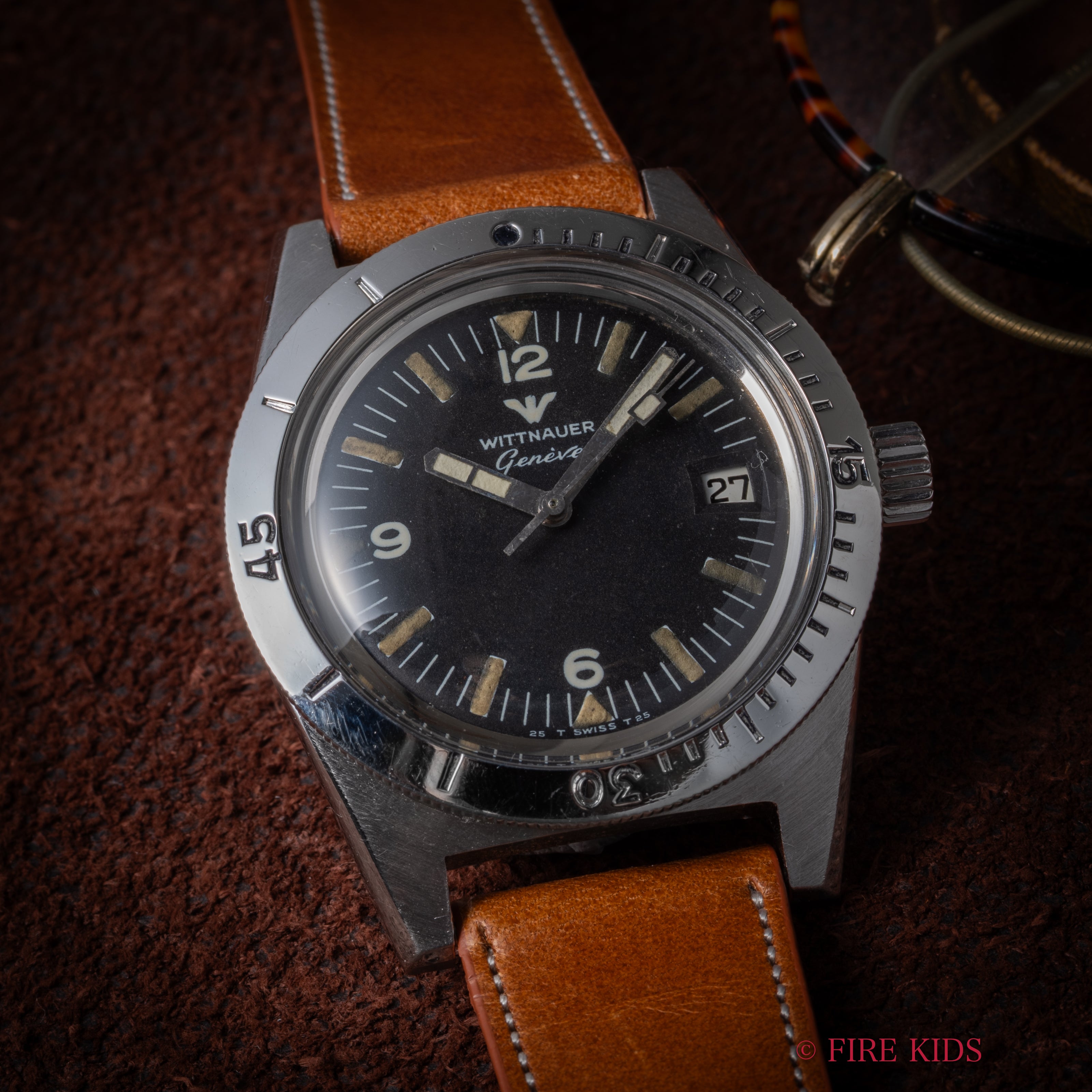 ウィットナー ダイバーズウオッチ 1960年代製 手巻き デイト