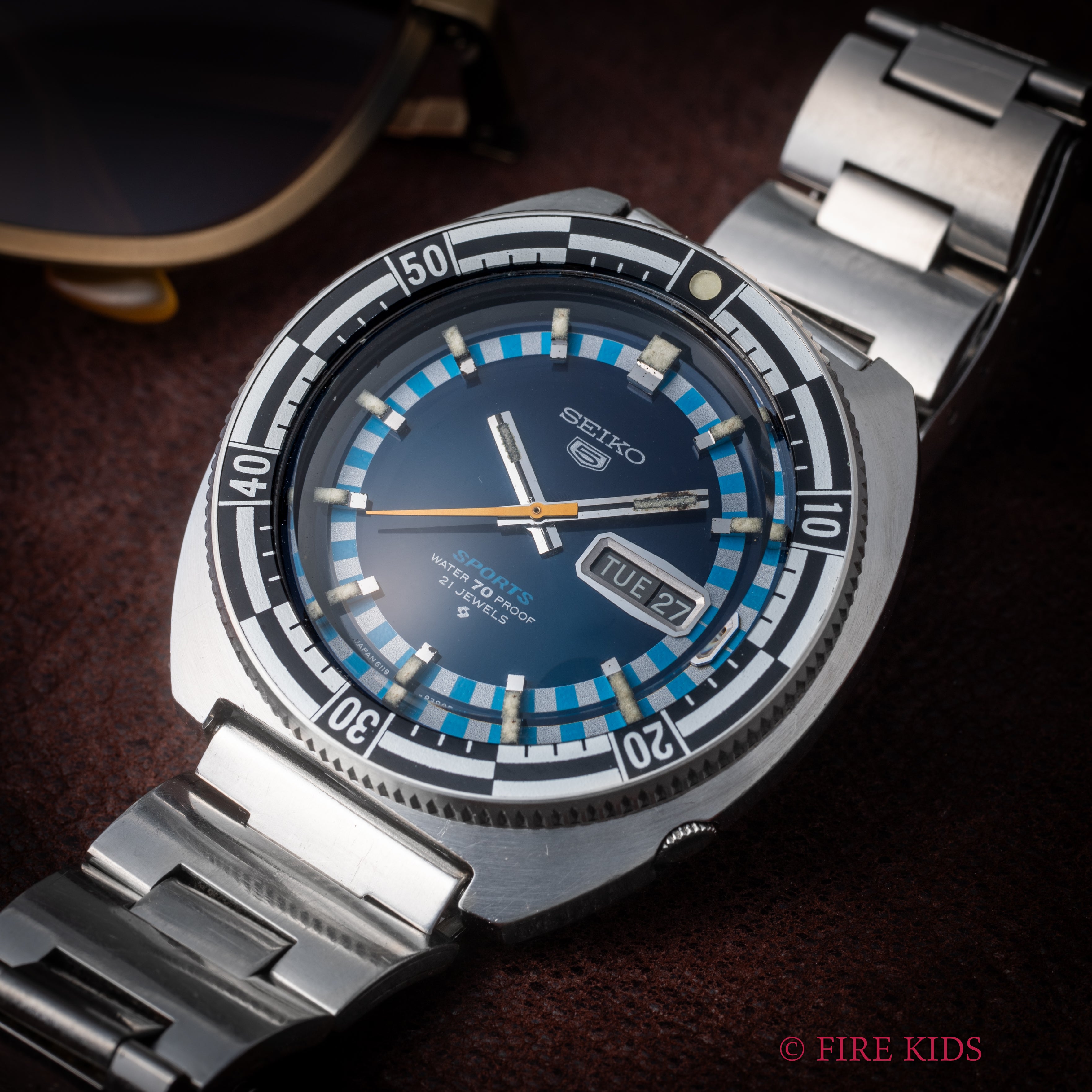 セイコー5スポーツ 1969年製 Ref.6119-8300 回転ベゼル デイデイト自動巻き 純正ブレス