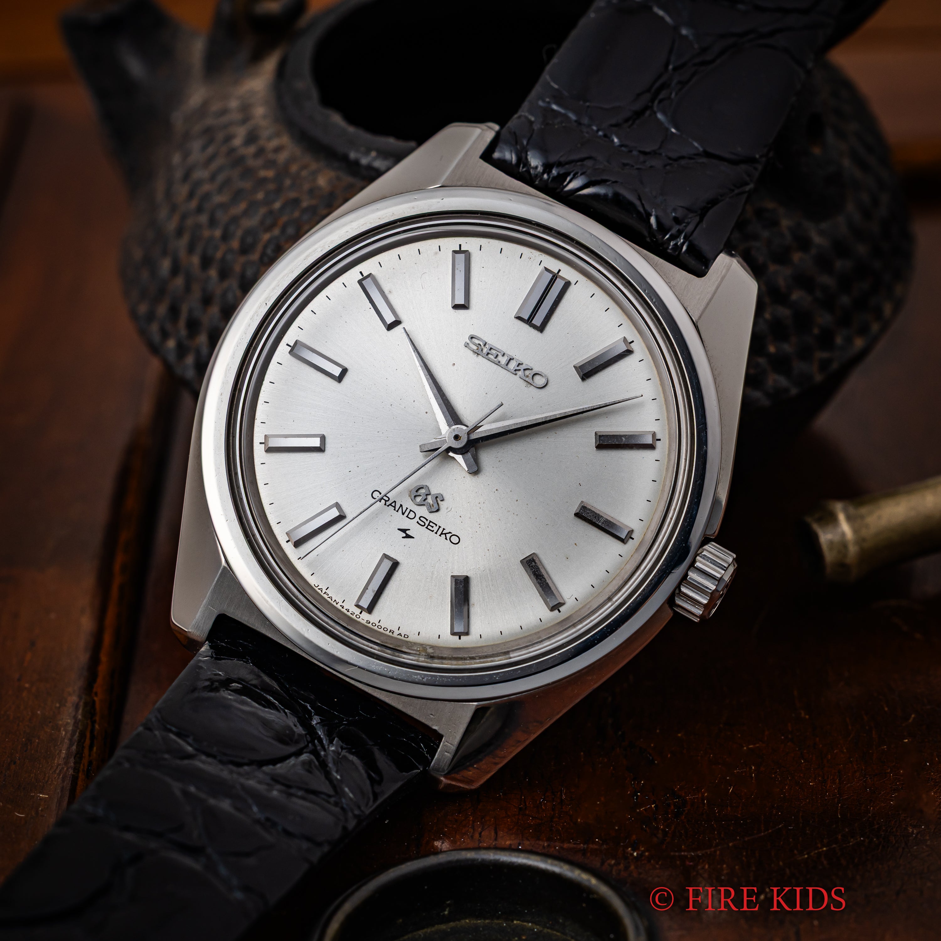 グランドセイコー 手巻き 1967年製 44GS 後期 Ref.4420-9000 セイコースタイルケース