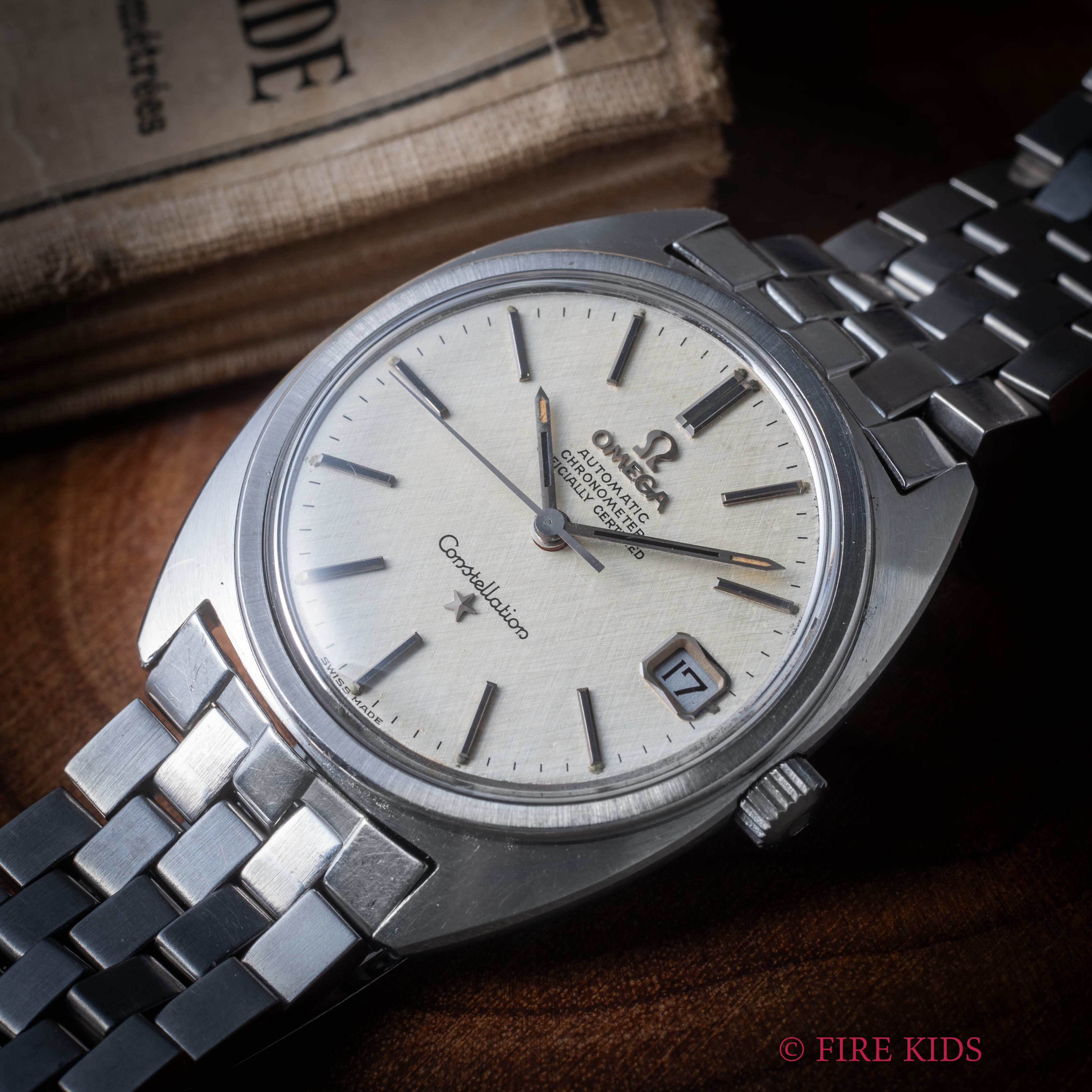 オメガ コンステレーション 1970年製 Ref.ST 168.017 SP リネンシルバーダイヤル 自動巻き クロノメーター