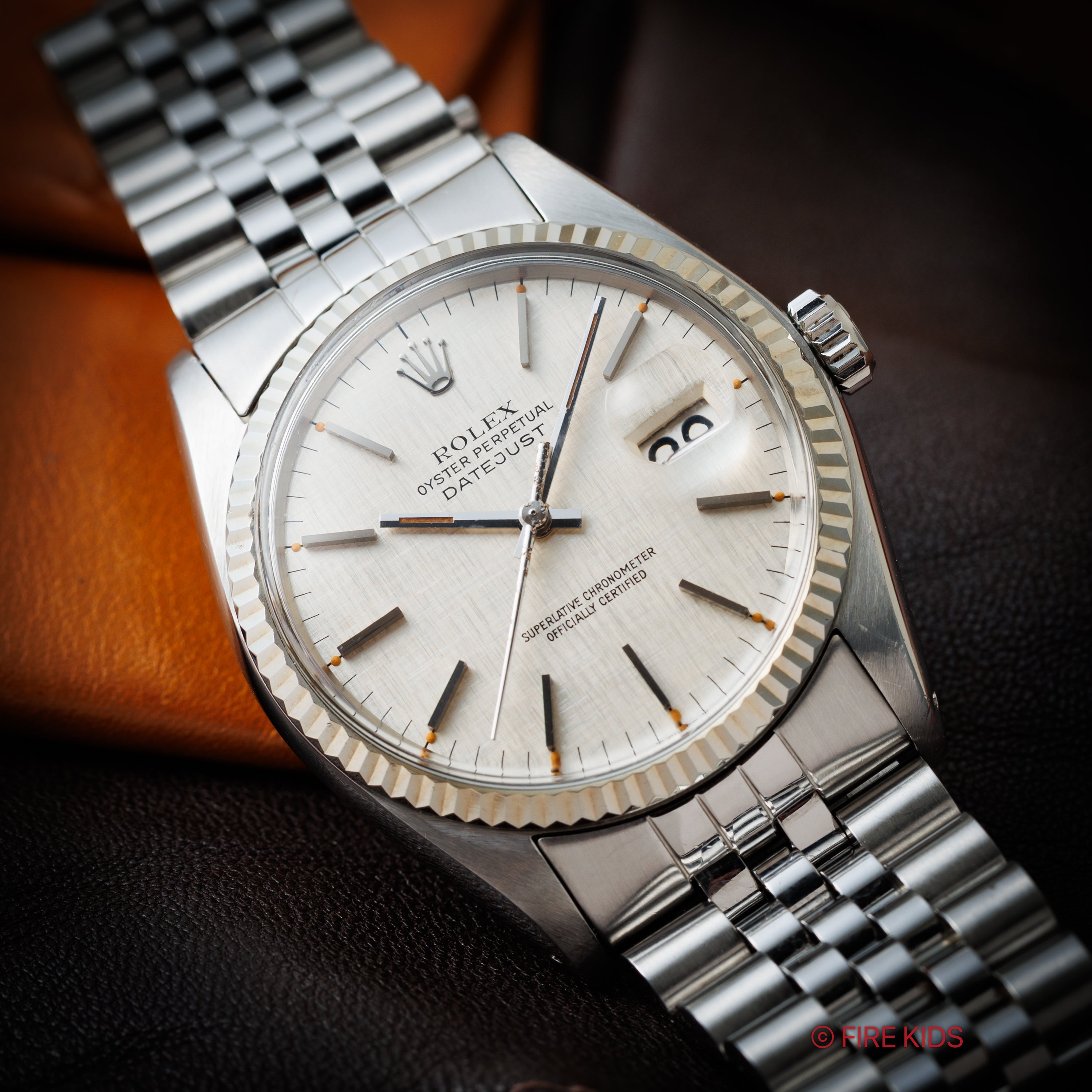 ロレックス デイトジャスト36 1977年製 Ref.16014 リネンダイヤル 修理保証書付き