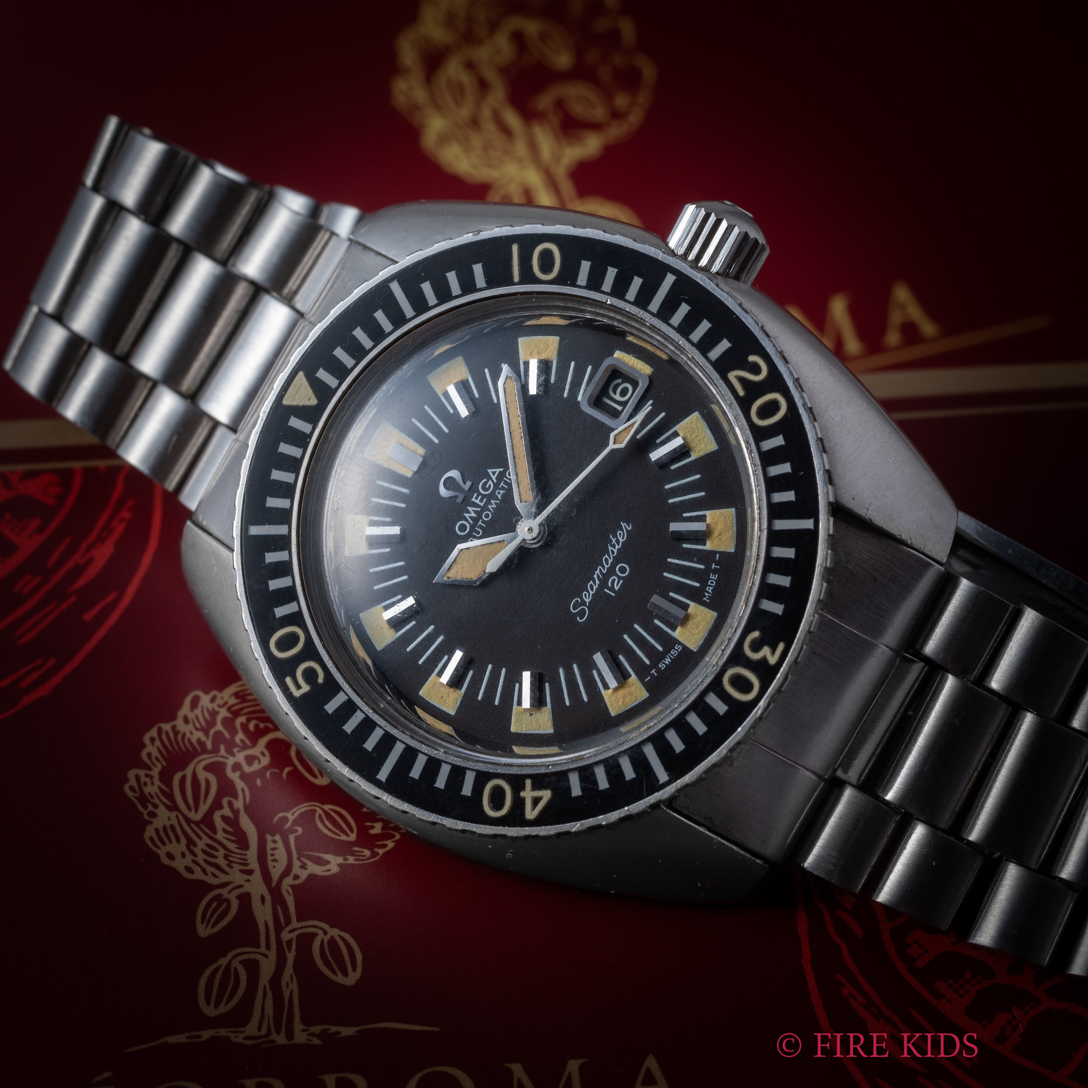 オメガ シーマスター120 ブラックダイヤル 1973年製 Cal.565 自動巻 純正ブレス付き