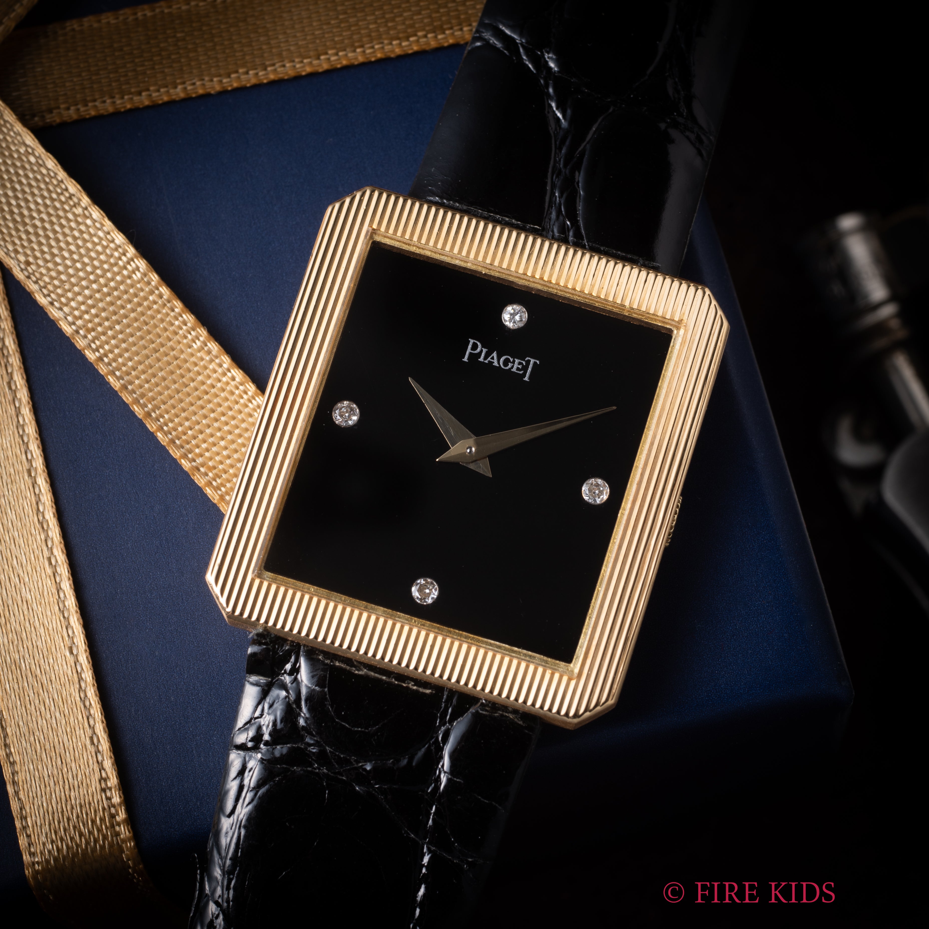 ピアジェ 18金無垢プロトコール ブラックダイヤル 4Pダイヤ 純正尾錠付き 1980年代製 手巻き Cal. 9P2