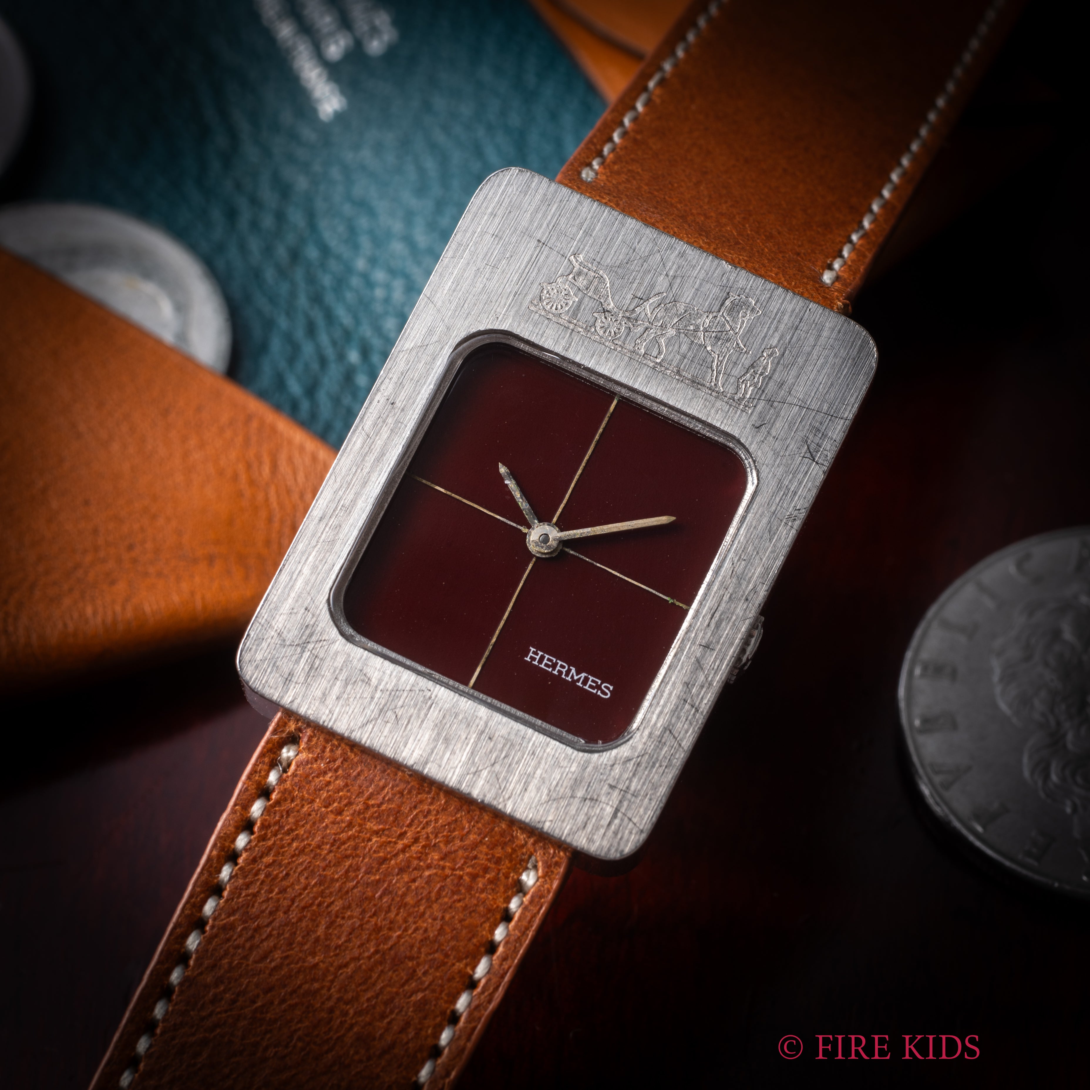 エルメス カレーシュ レクタンギュラー 1980年代製 手巻き ボルドーダイヤル