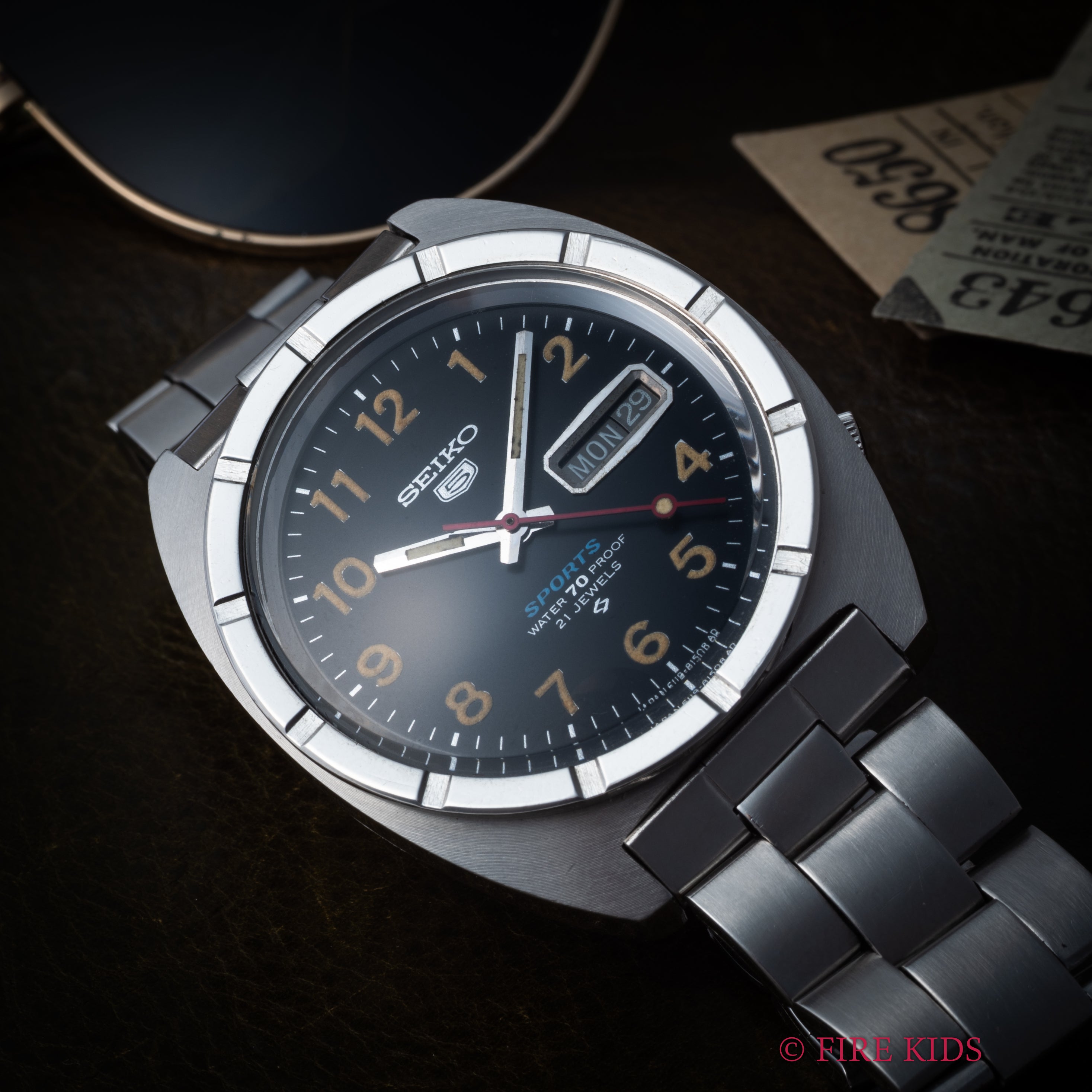 セイコー 5スポーツ アラビアダイヤル 自動巻き 1968年製 Ref.6119-8140 純正ブレス付き