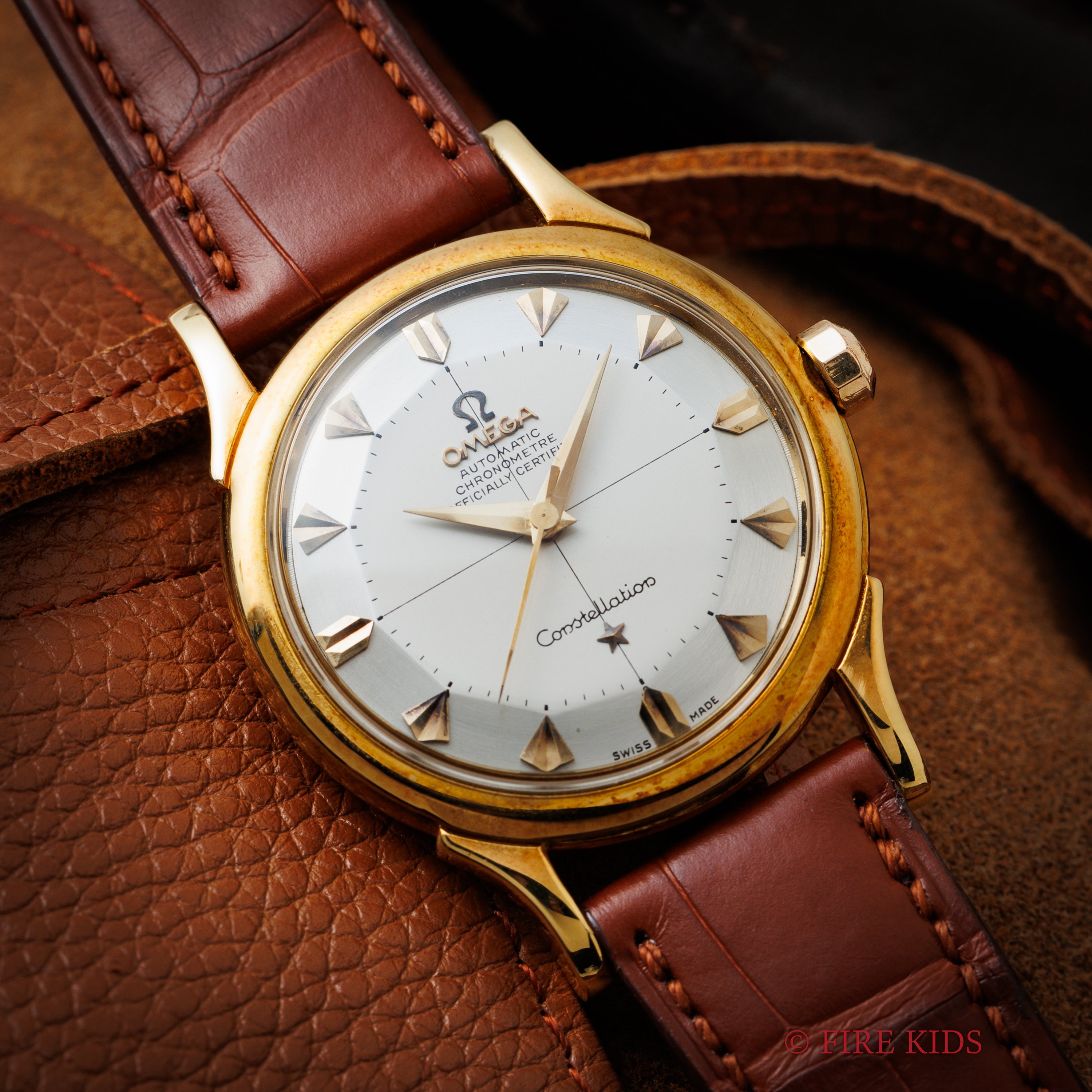 オメガ 18金無垢コンステレーション 12角 ハートインデックス 1956年製 クロノメーター自動巻き Cal.501