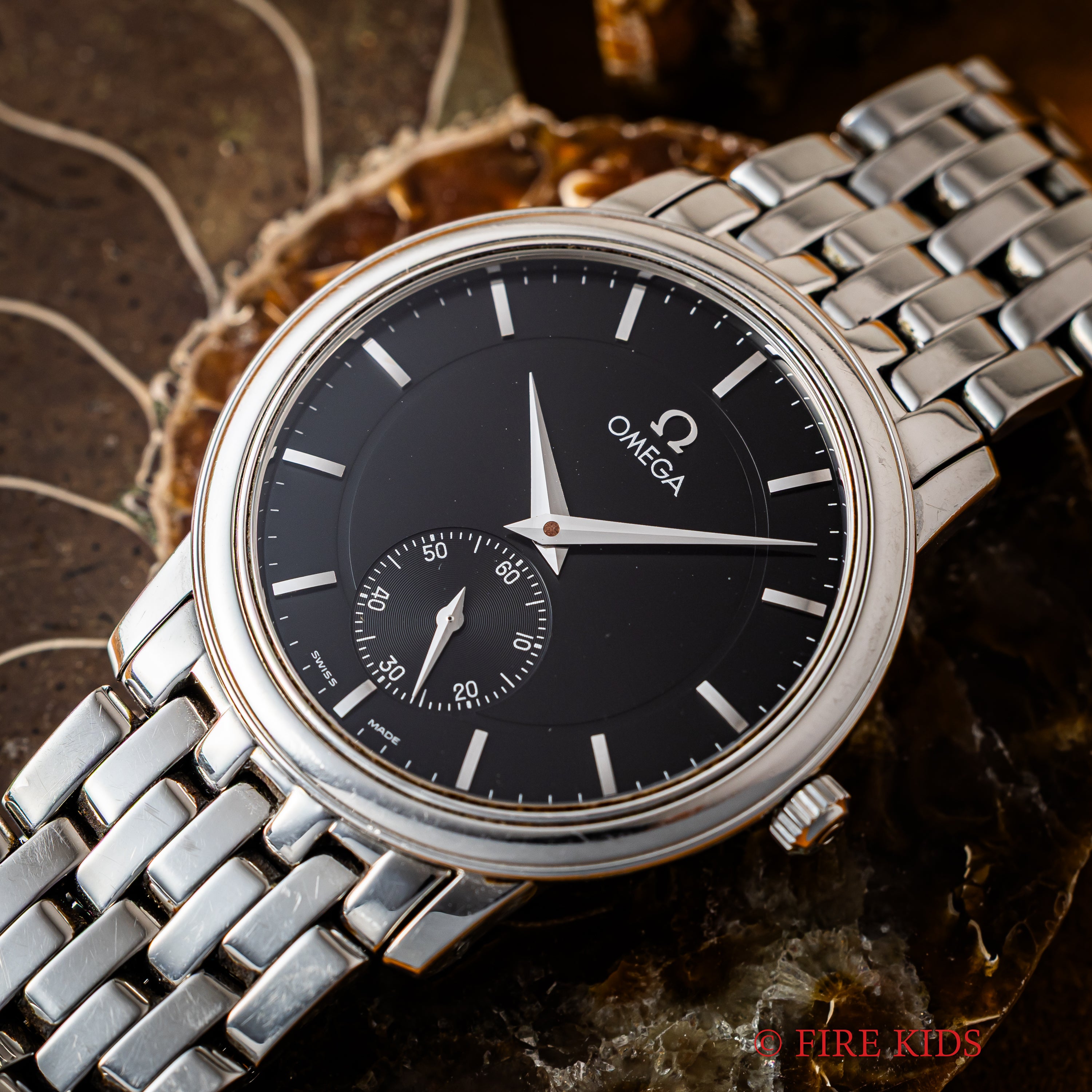 オメガ デ・ヴィル プレステージ 1993年製 手巻き ブラックダイヤル 純正ステンレスブレス