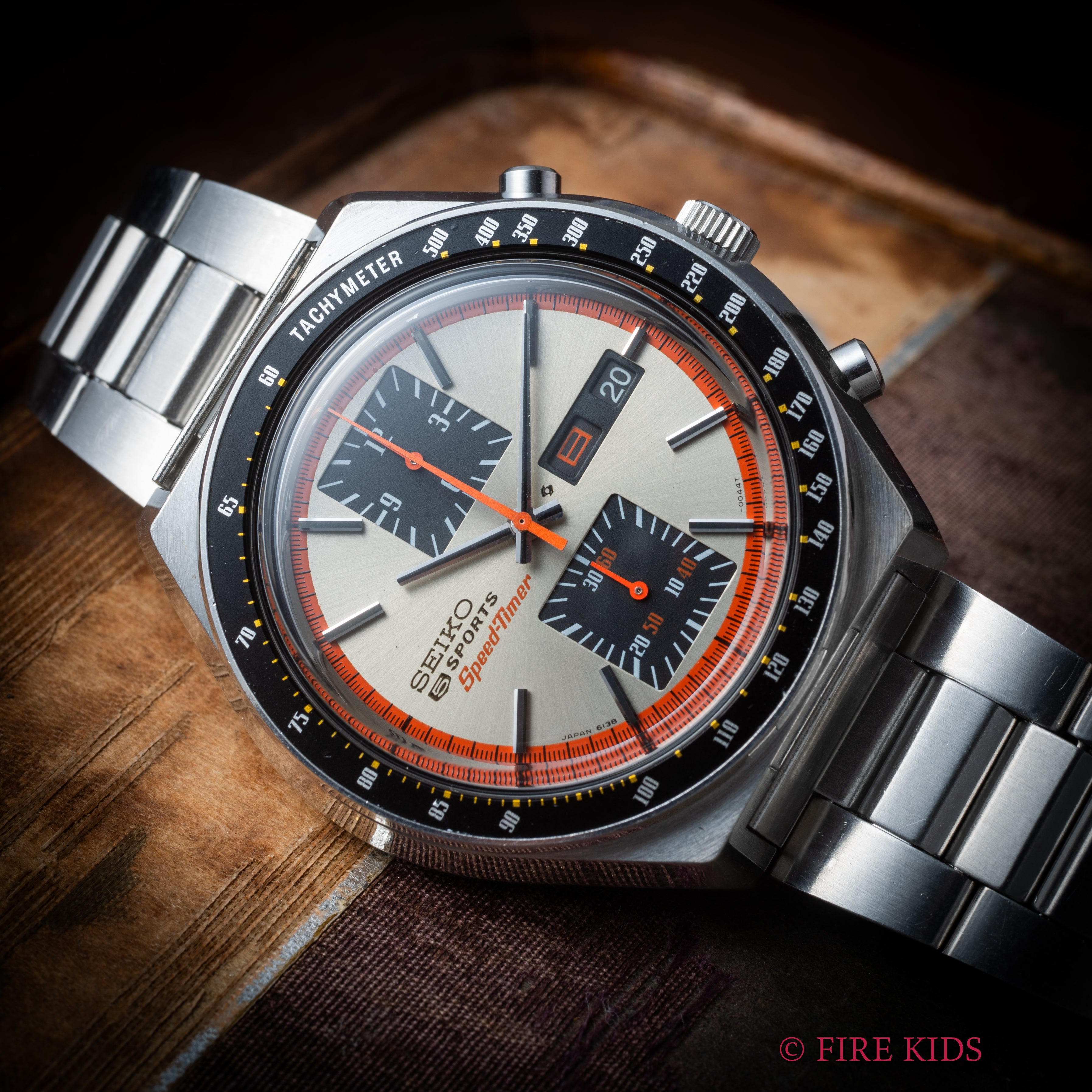 セイコー スピードタイマー 角目 1976年製 自動巻クロノグラフ Ref.6138-0030 純正ブレス