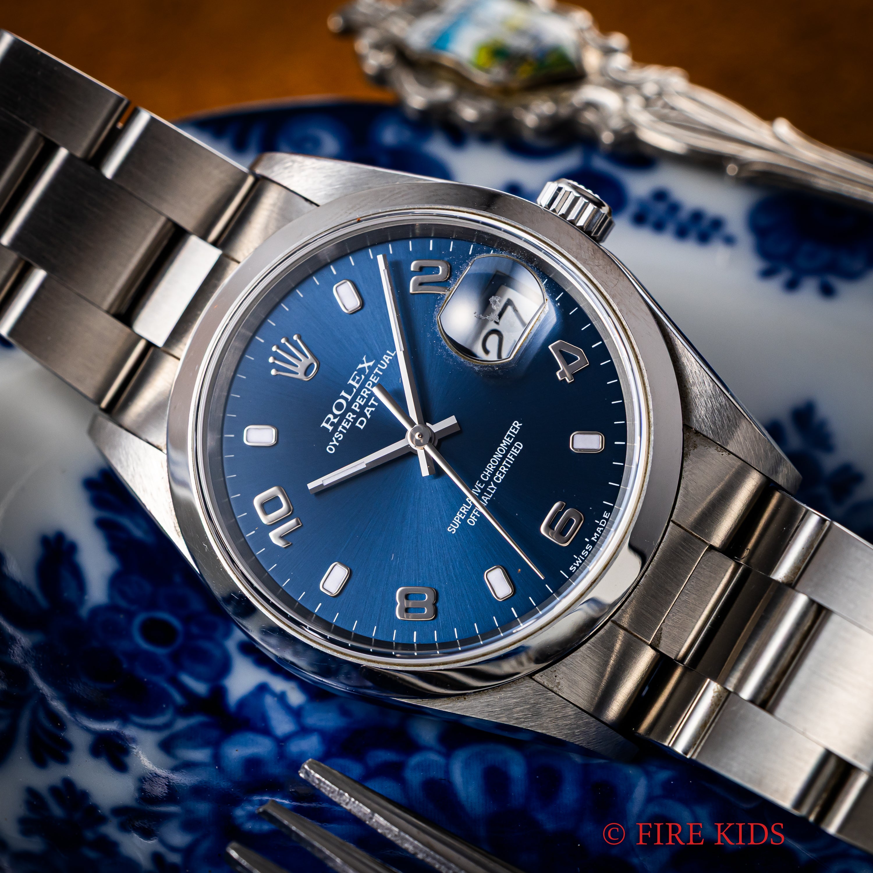 ロレックス 2000年製(平成12年製） オイスターパーペチュアルデイト Ref.15200 ブルー 飛びアラビアダイヤル ギャラ付