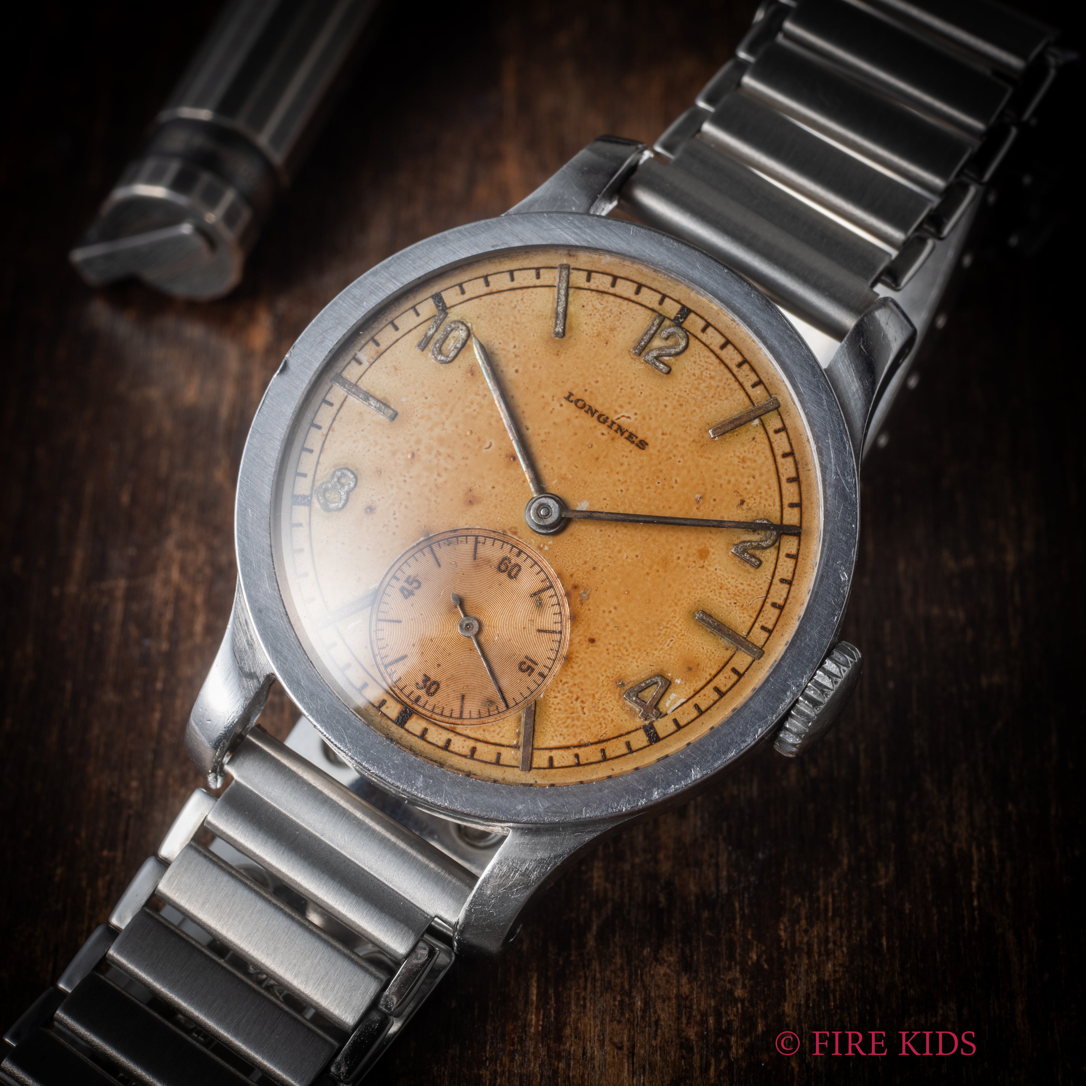 ロンジン カラトラバケース 1940年代製 手巻 Cal.12.68Z フラットベゼル 社外バンブーブレス