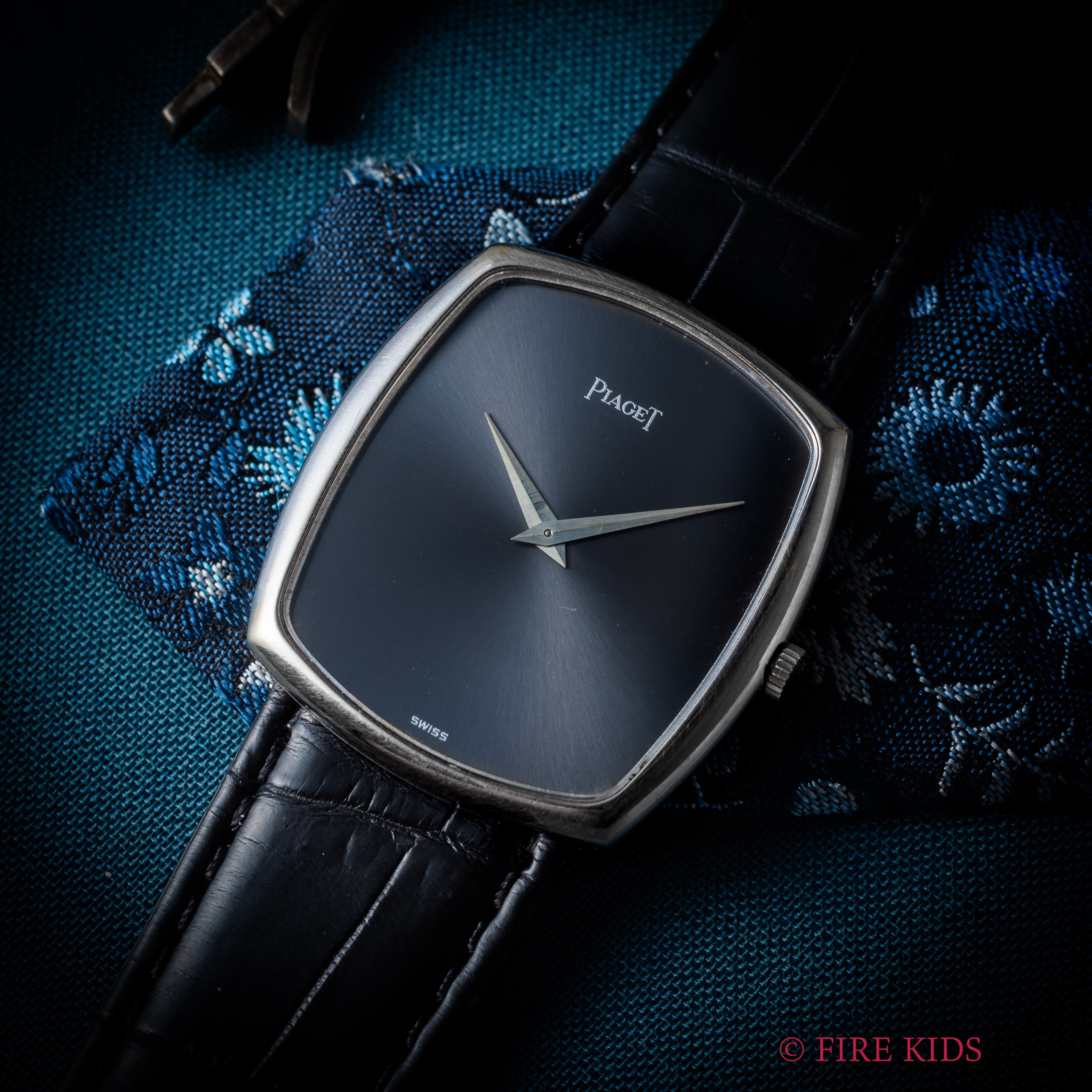 ピアジェ エンペラドール 1980年代製 18金無垢ホワイトゴールド 手巻き Cal.9P2 純正18KWG尾錠付き