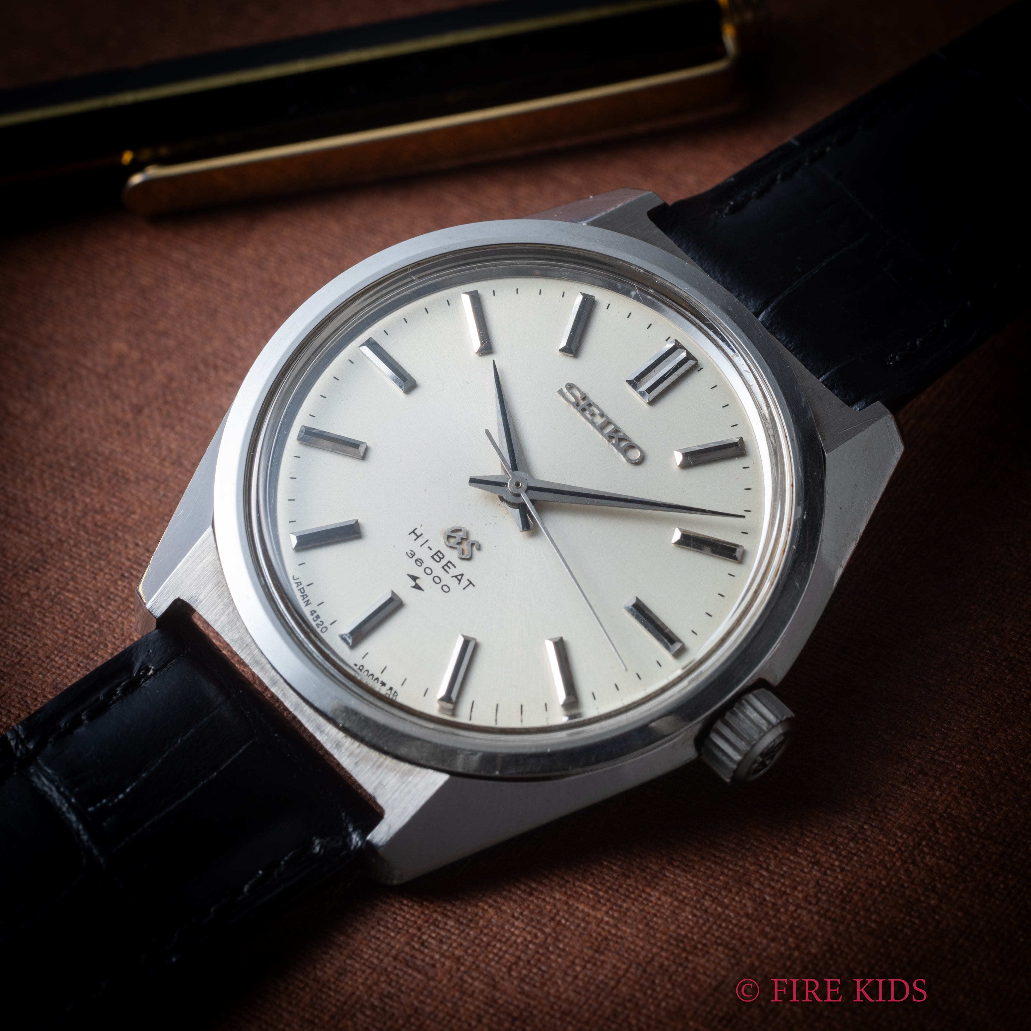 グランドセイコー 手巻き10振動 ハイビート 36000 1969年製 Ref.4520-8000 セイコースタイルケース