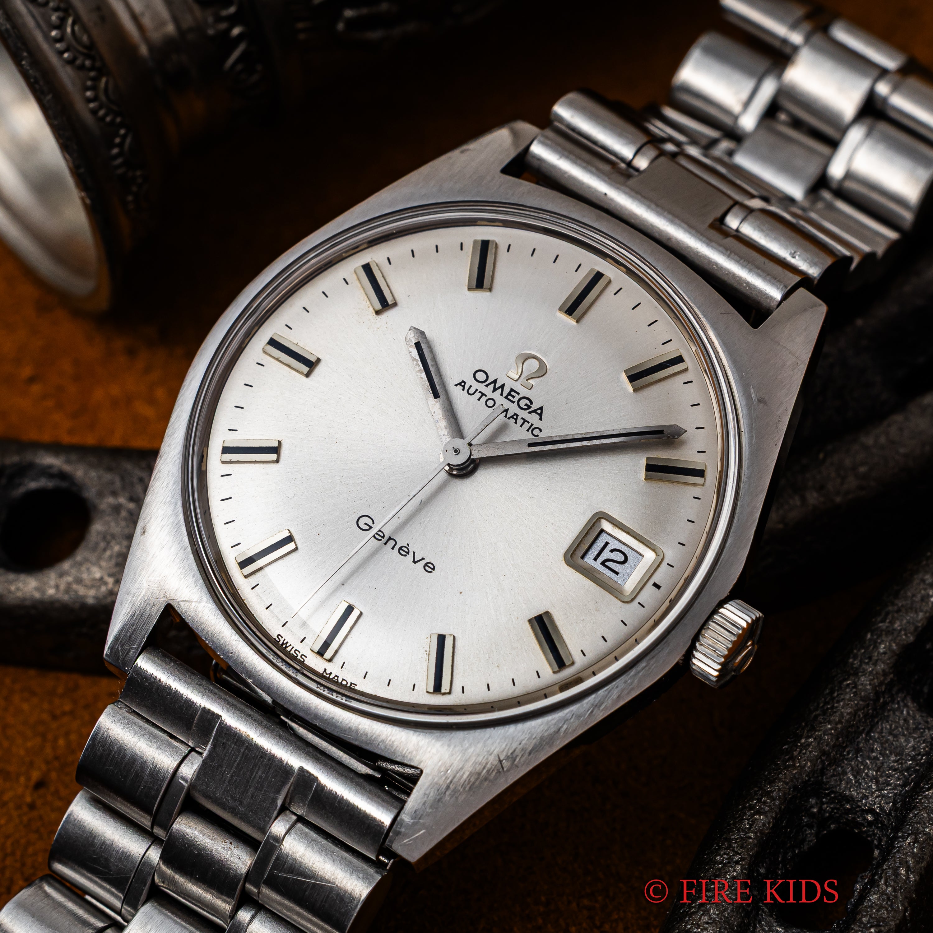 オメガ ジュネーブ 1968年製 Ref.166.041 自動巻き トノー型ケース 純正ブレス