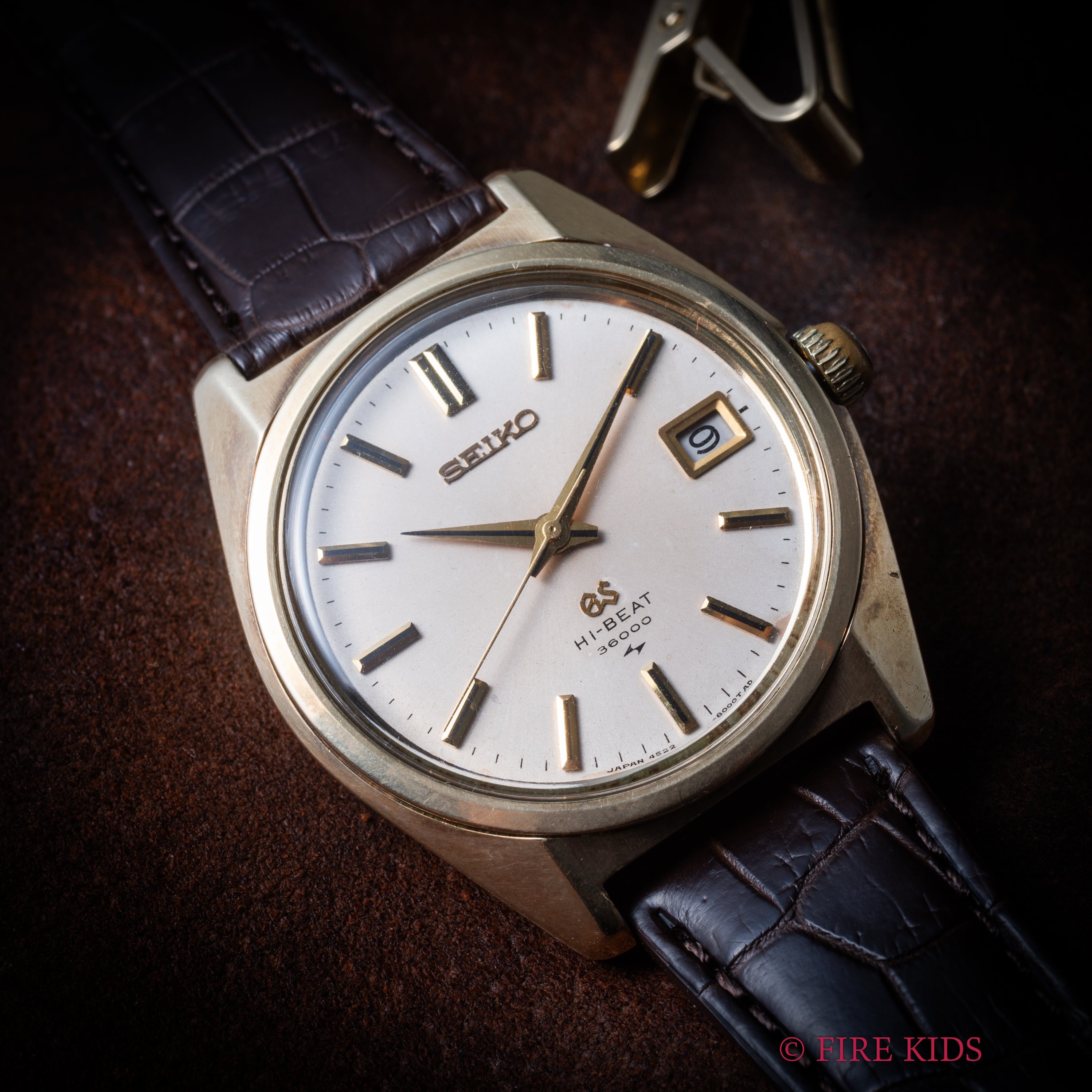 グランドセイコー 1970年製(昭和45年製） 手巻10振動 Ref.4520-8000 キャップゴールド 45GS パティーナダイヤル