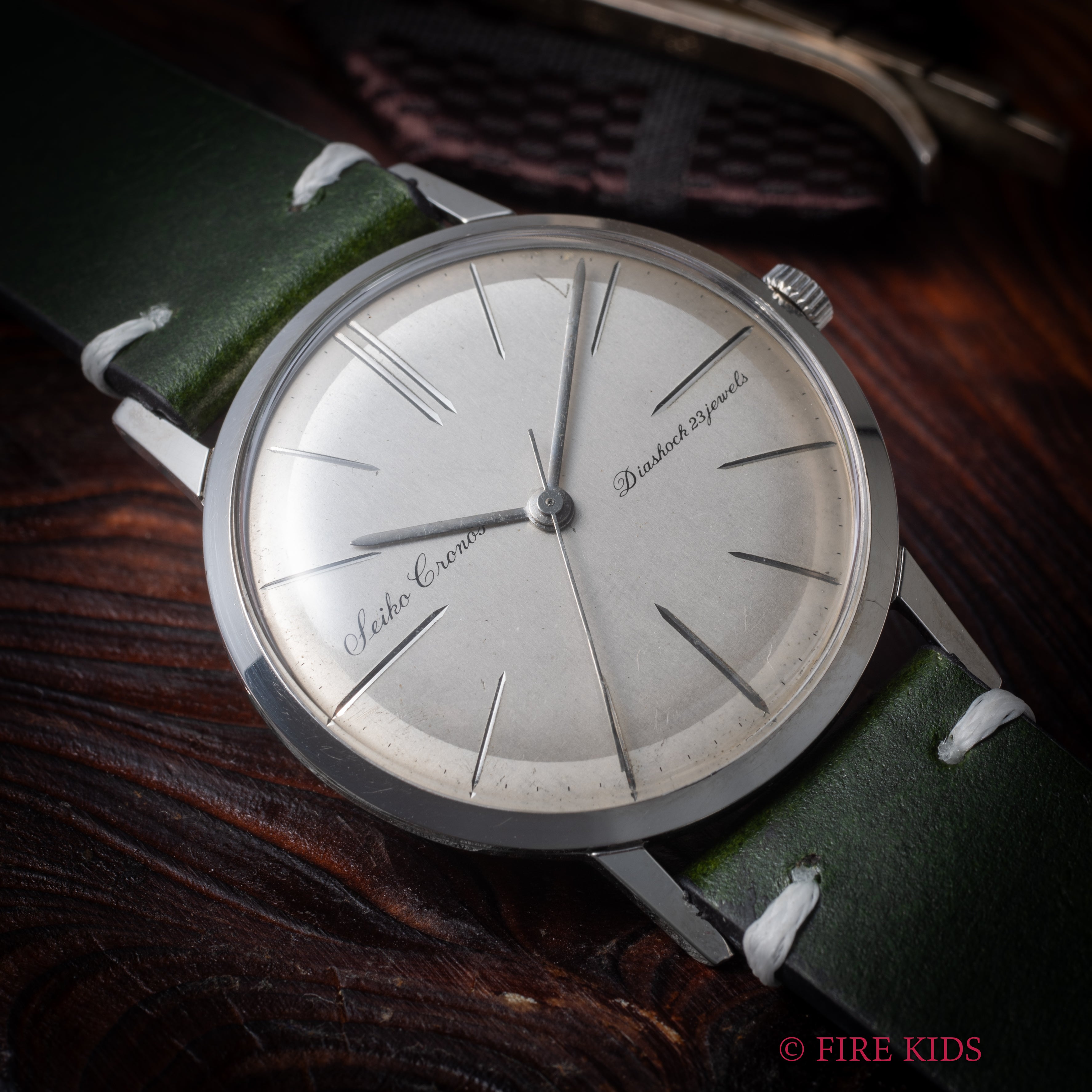 セイコー 1959年製 クロノス 23石 手巻き Ref.J14021 ツートンダイヤル 彫り