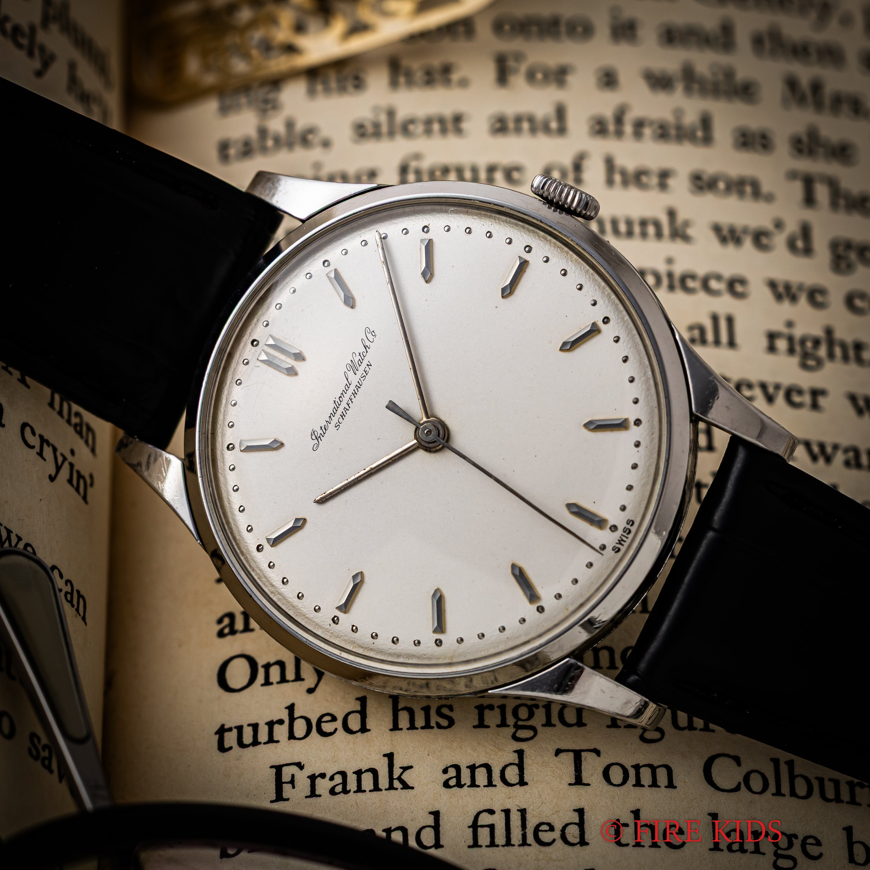 IWC ラウンドケース 1957年製 手巻き Cal.89 砲弾インデックス　ビックケース