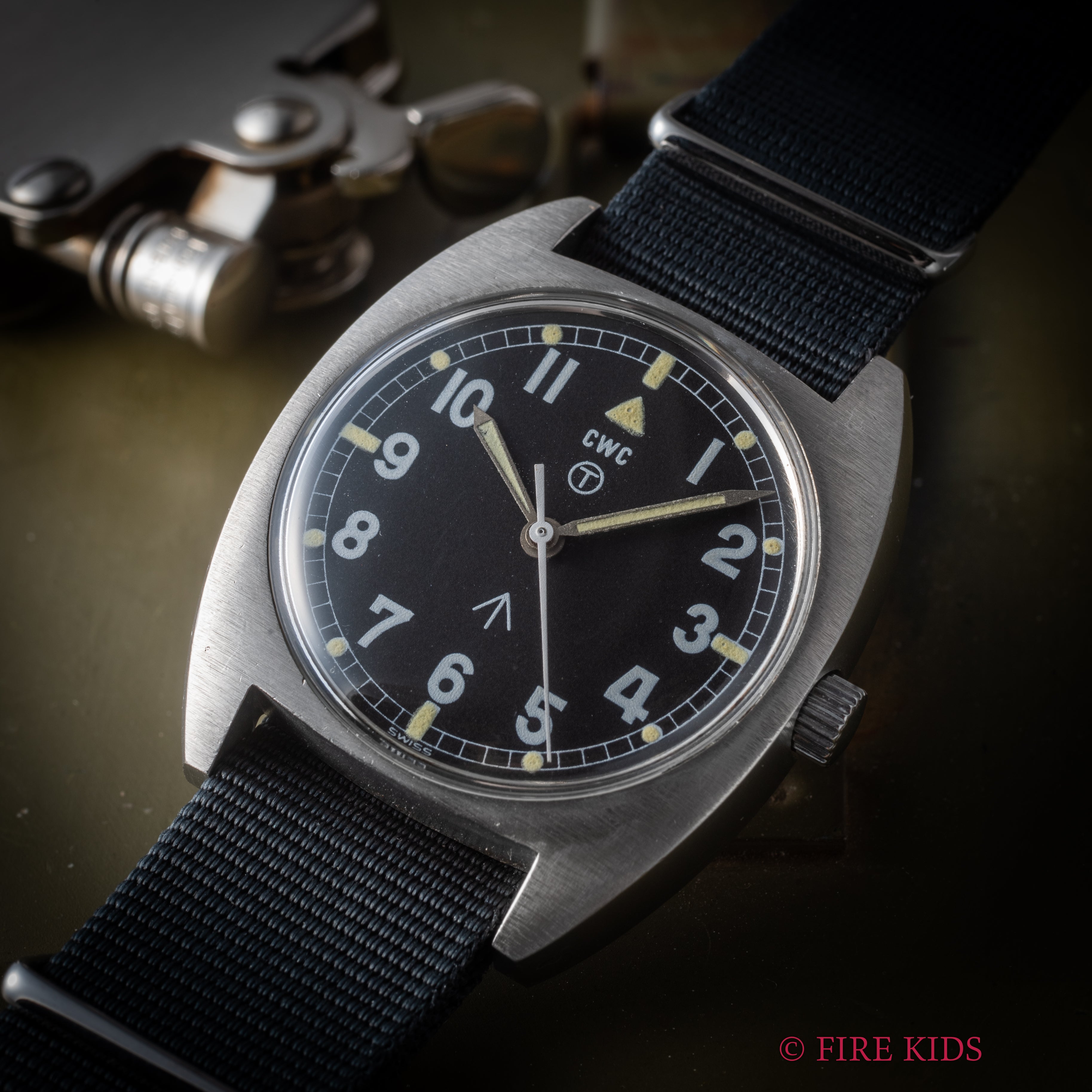 CWC イギリス軍用時計 ブロードアロー 1980年製（昭和55年製）手巻 イギリス陸軍 W10-6645-99-523-8290