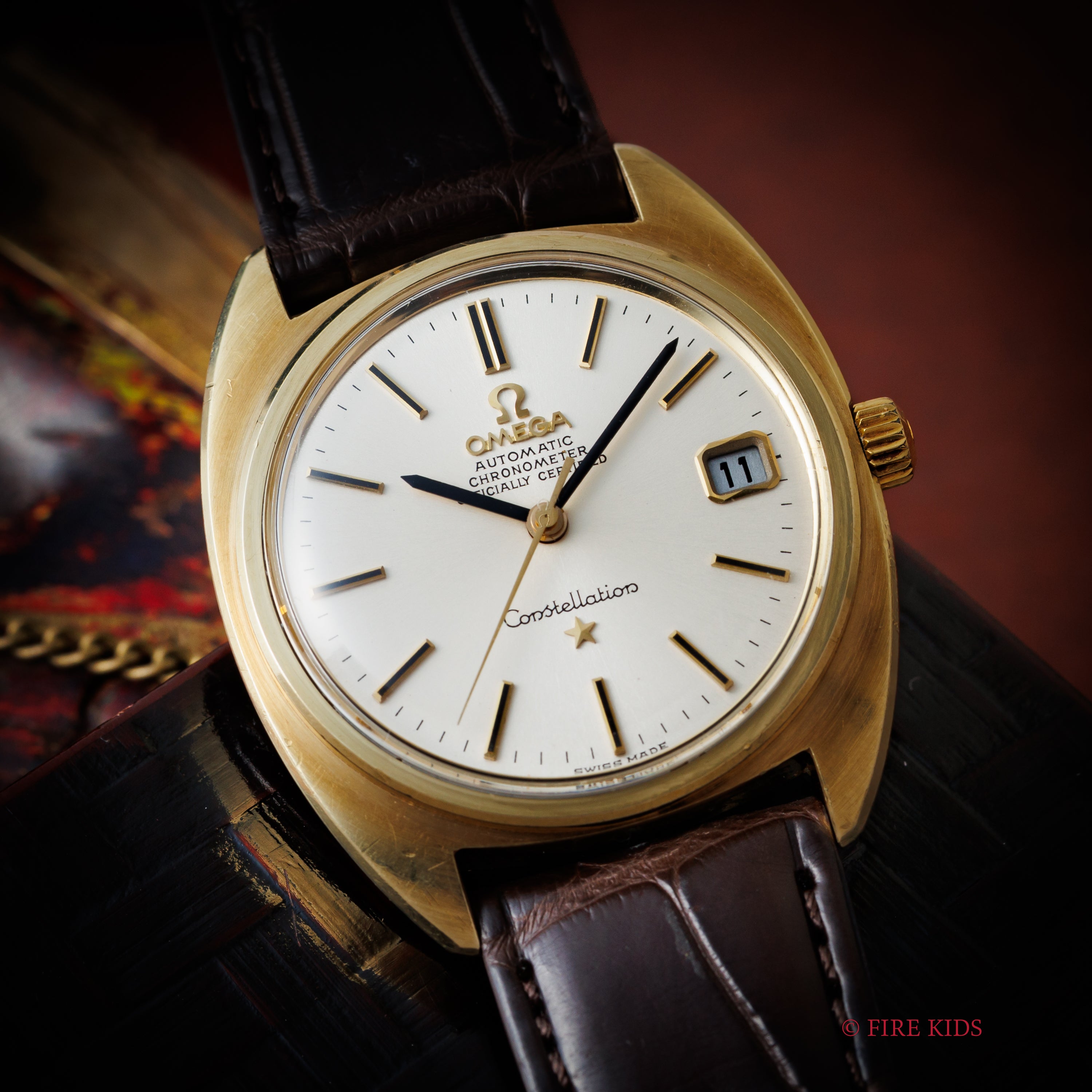 オメガ コンステレーション ジェンタデザイン前期型 1971年製 Cライン トップゴールドケース クロノメーター自動巻 Cal.564