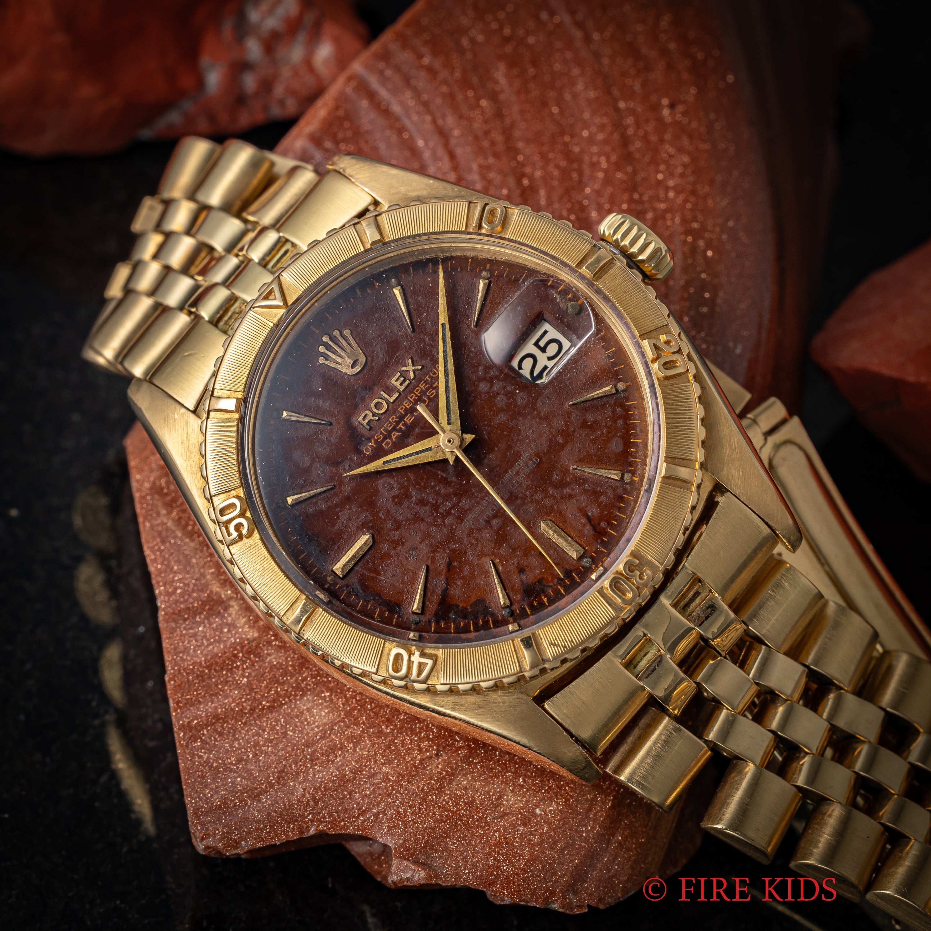 ロレックス 18金無垢サンダーバード オリジナルトロピカルダイヤル 1957年製 Ref.6609 赤黒カレンダー 純正金無垢ブレス