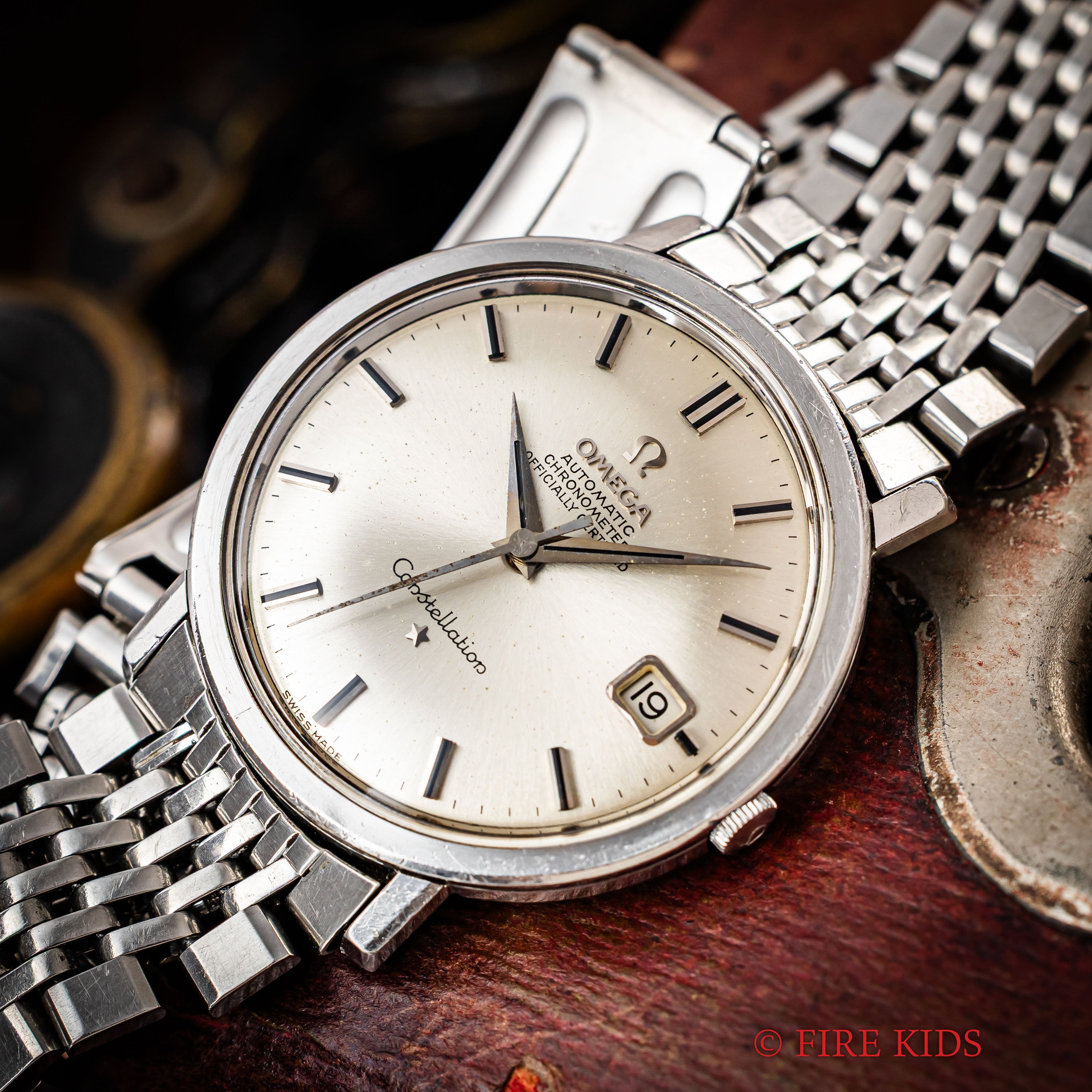 オメガ コンステレーション ラウンドケース 1963年製 自動巻クロノメーター Ref.168.004 純正ブレス付