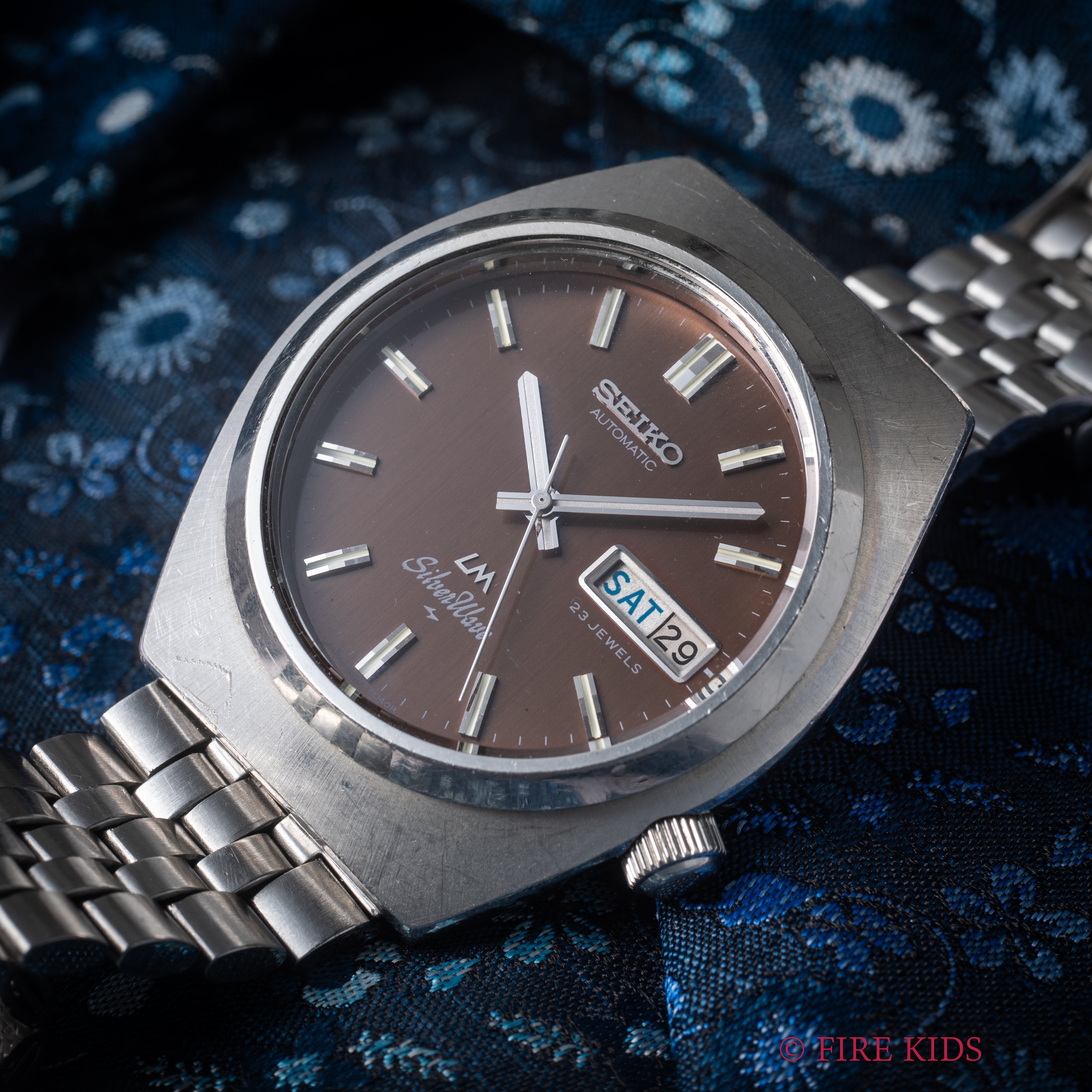 セイコー LM シルバーウェーブ 1976年製 ブラウン Ref.5216-8040 自動巻き ねじ込みリューズ 純正ステンレスブレス付
