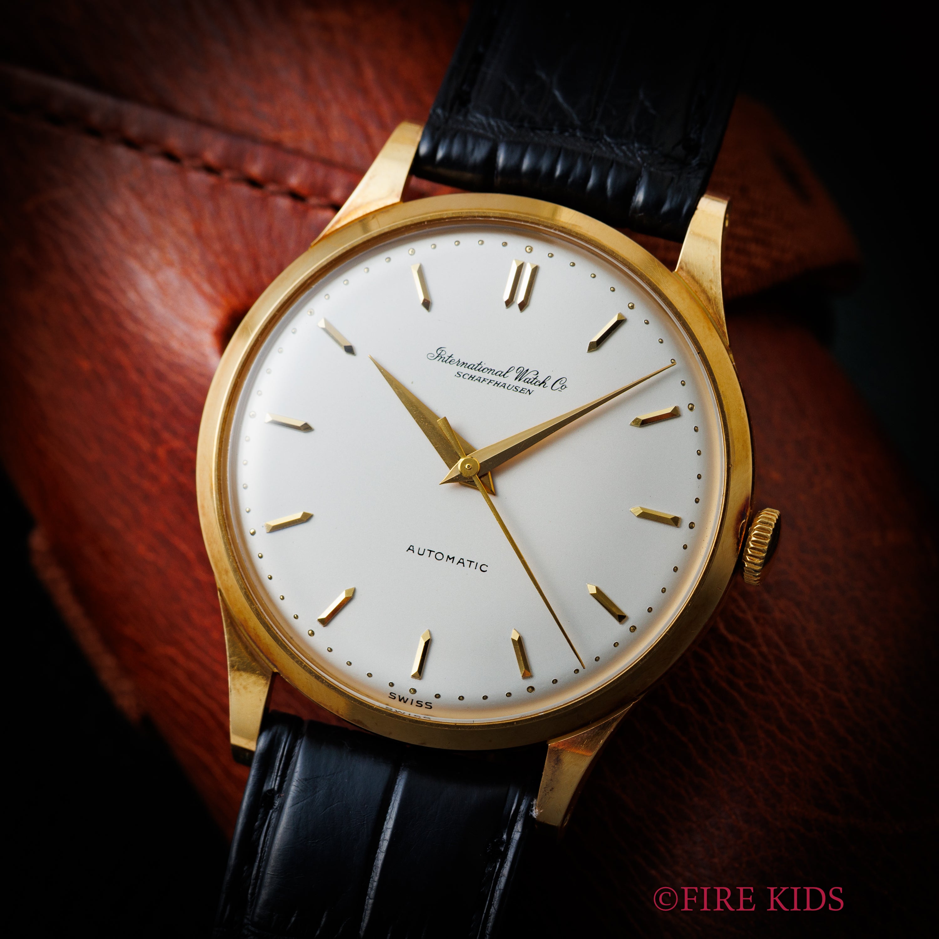 IWC ラウンドケース 1961年製 18金無垢イエローゴールド Cal.853 ノンデイト自動巻き