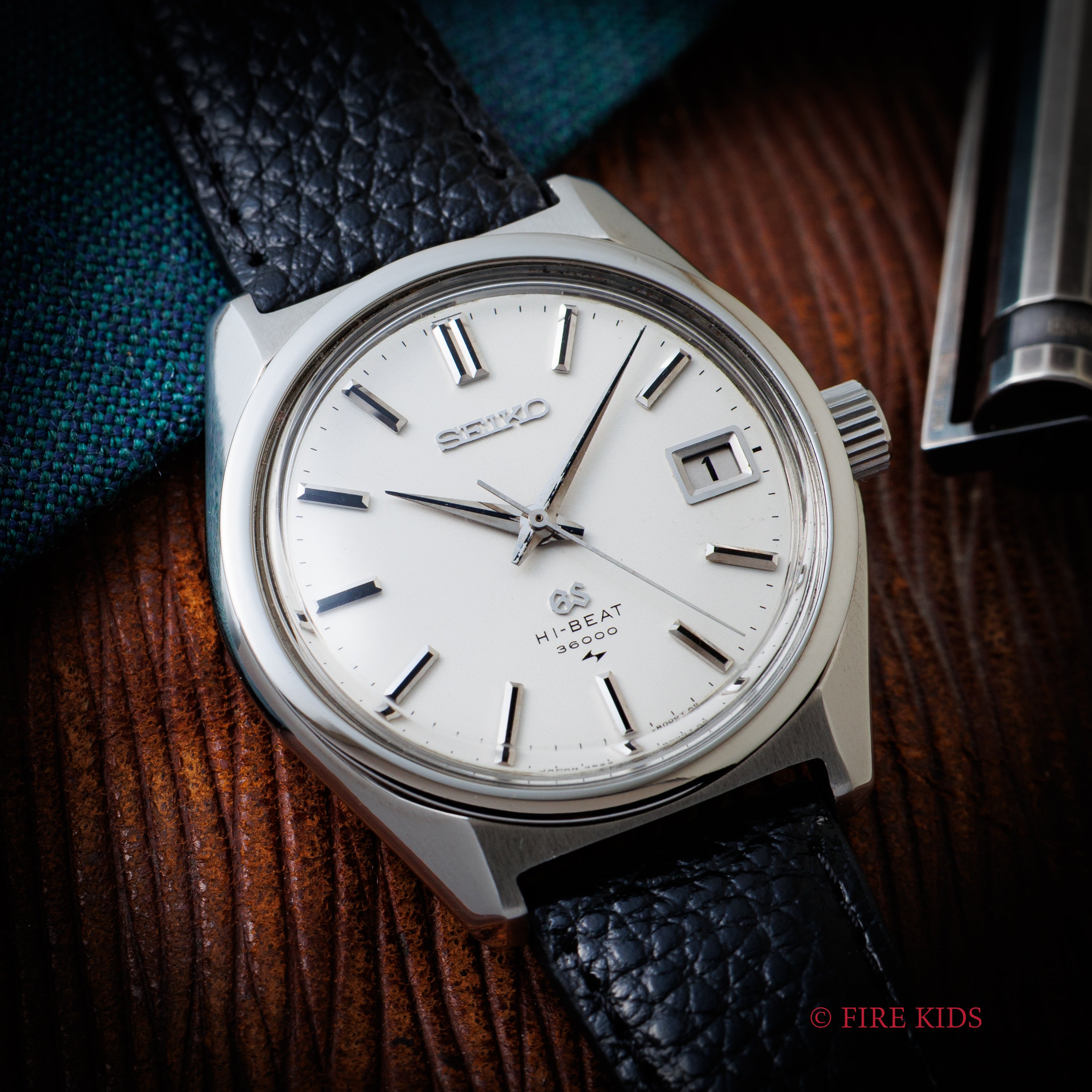 グランドセイコー ハイビート 1968年製 10振動 手巻 45GS Ref.4522-8000 霧箱 GS尾錠付き