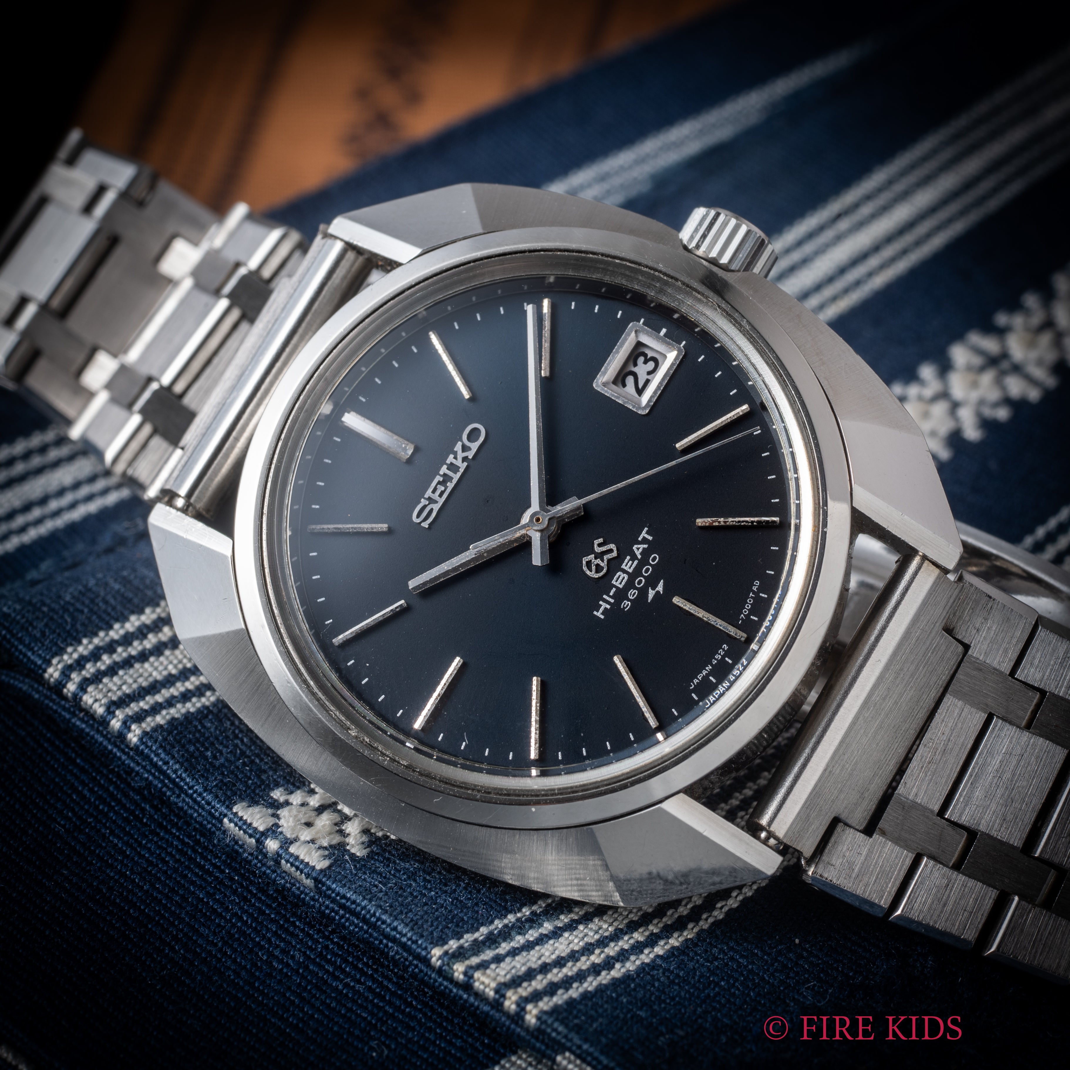 グランドセイコー オクタゴンケース 1969年製 10振動手巻 Ref.4522-7000 45GS ダークネイビー文字盤