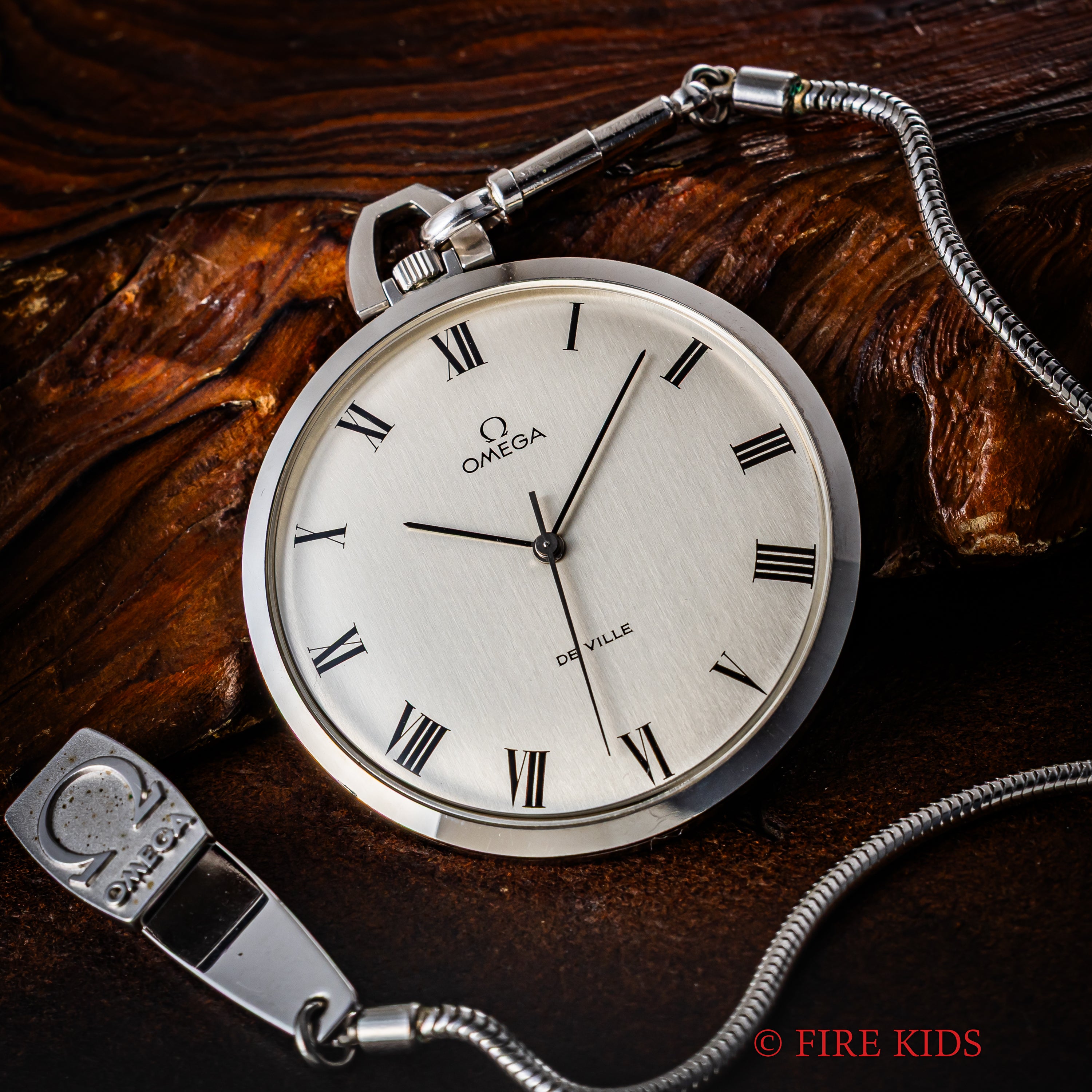 オメガ 懐中時計 デ・ヴィル 1970年製（昭和45年製）Ref.131.1714 手巻 Cal.601 純正チェーン付