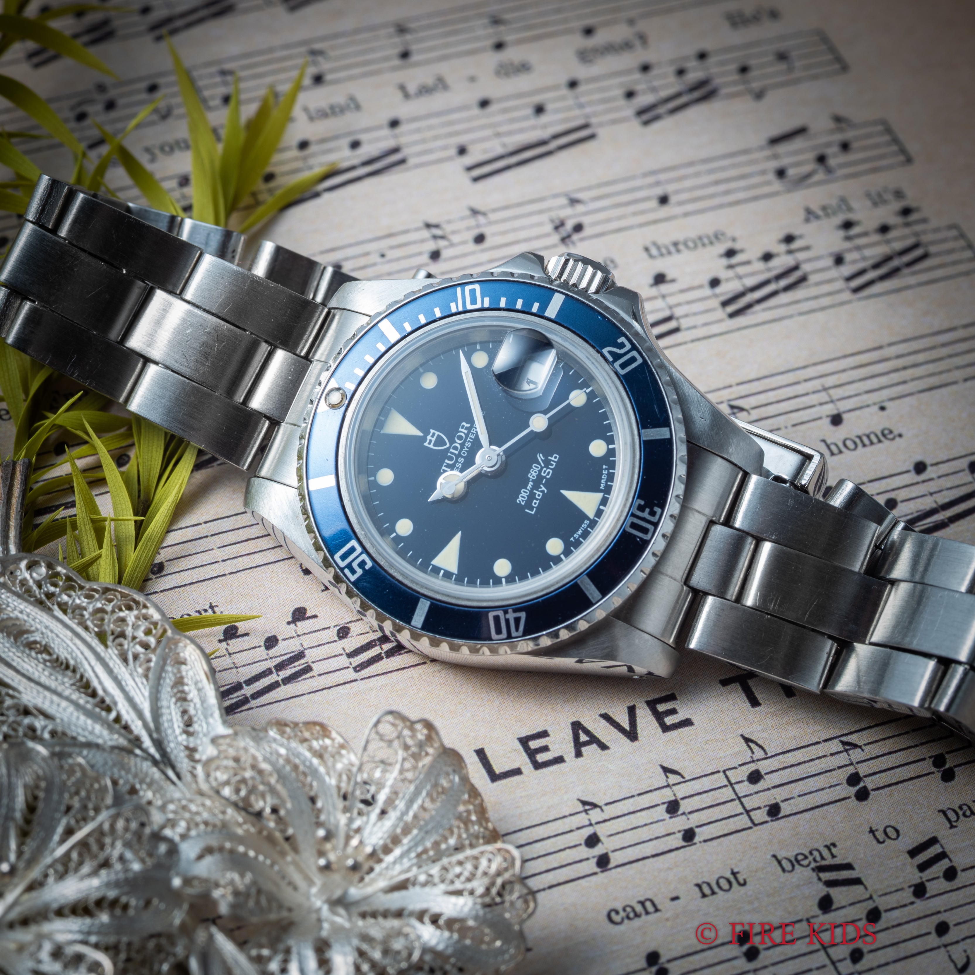 チューダー レディサブ ブルー 1991年製 プリンセスオイスターデイト Ref.96090 王冠リューズ 3連オイスターブレス