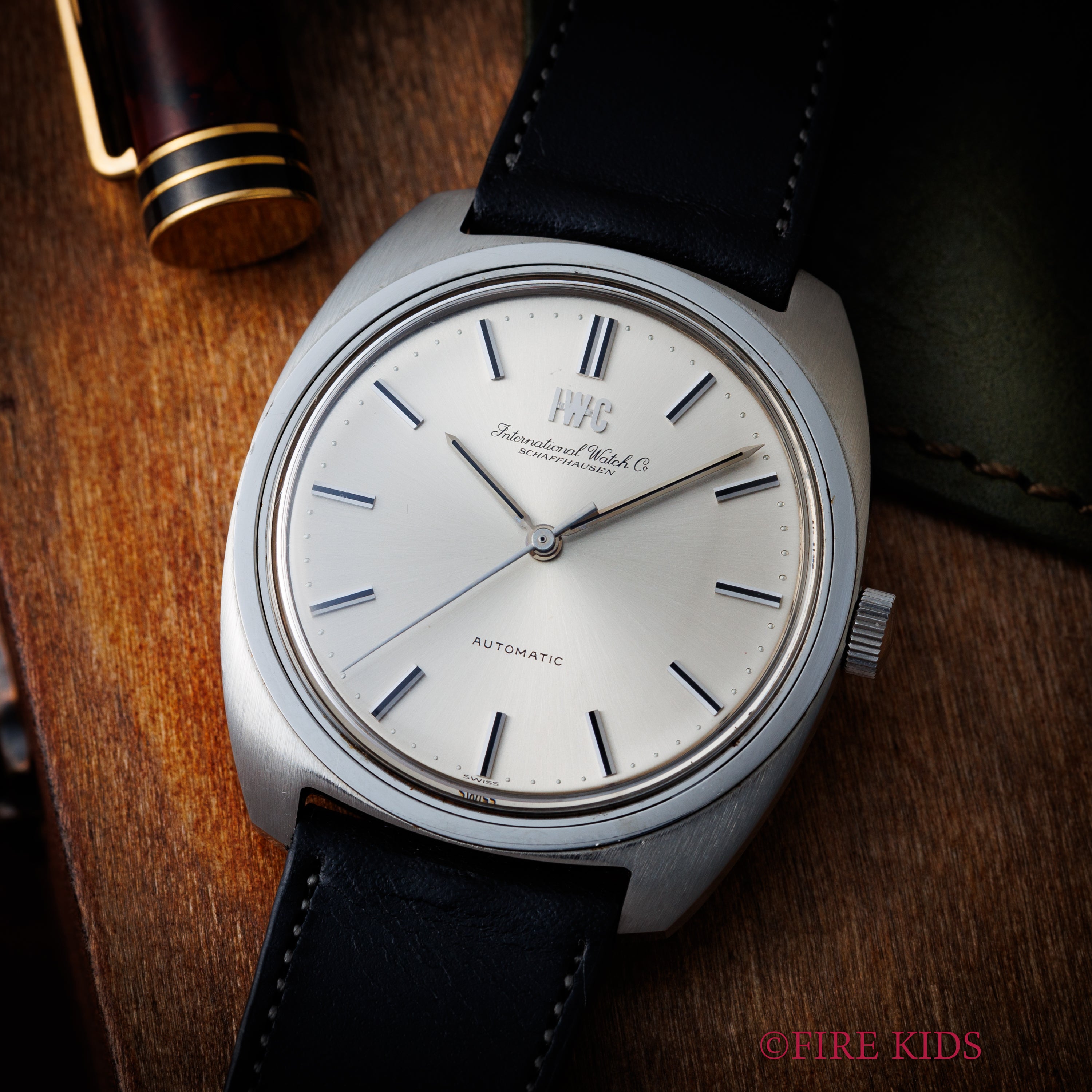 IWC 1978年製 トノーケース ペラトン式自動巻き Cal.854B ノンデイト