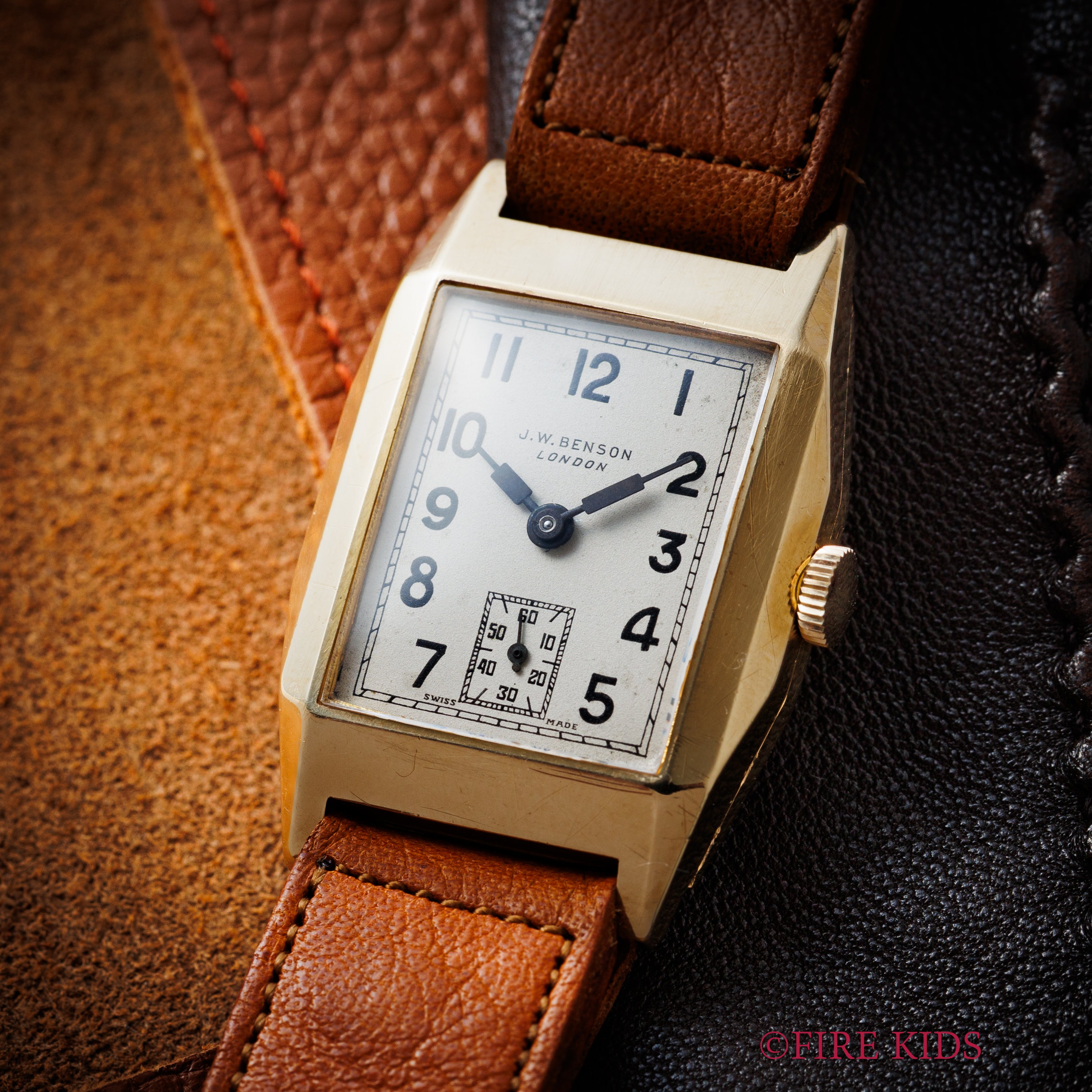 J.W.Benson　レクタンギュラー　K9