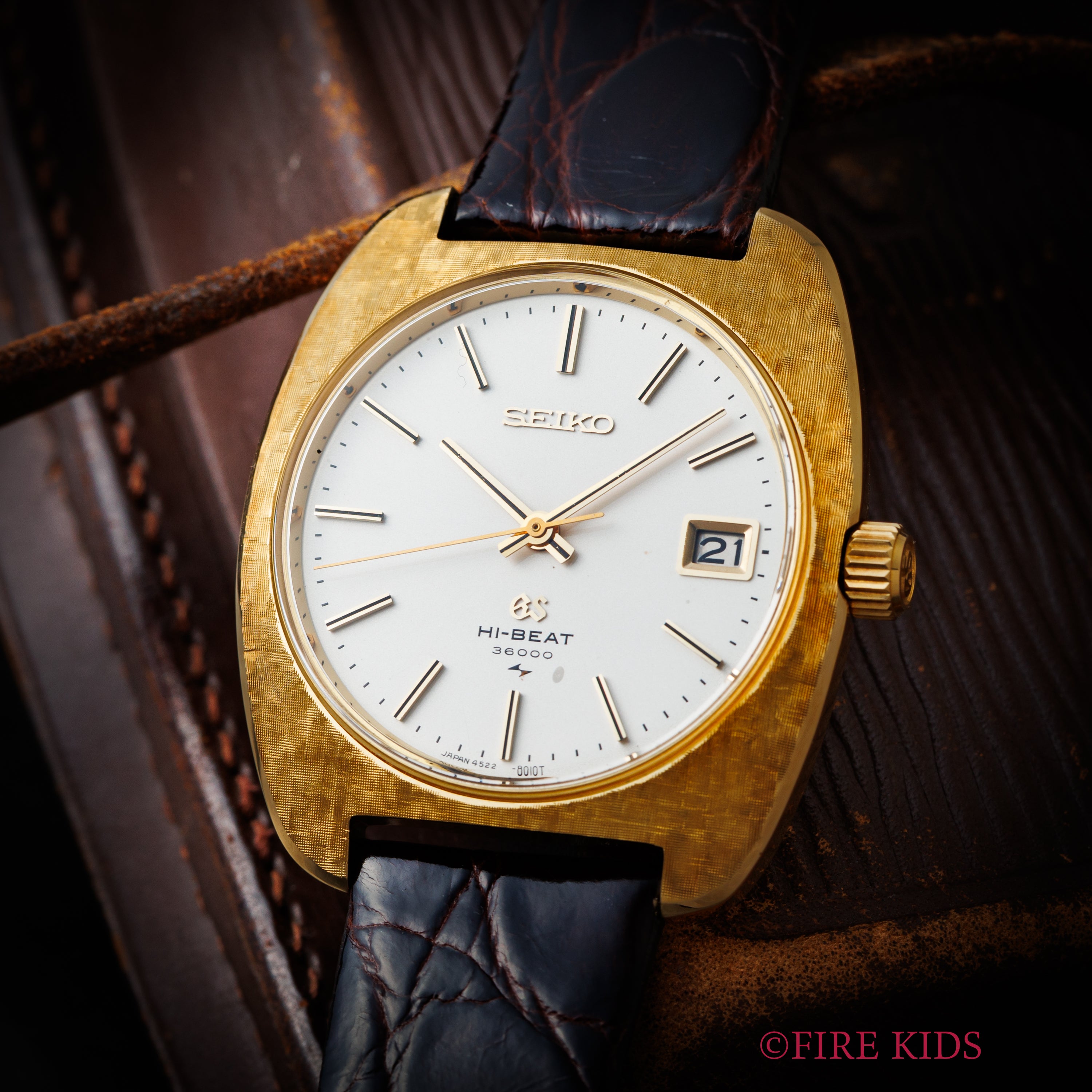 グランドセイコー 18金無垢ケース 1970年製（昭和45年製） 10振動手巻 45GS Ref.4522-8010 メーカー修理明細