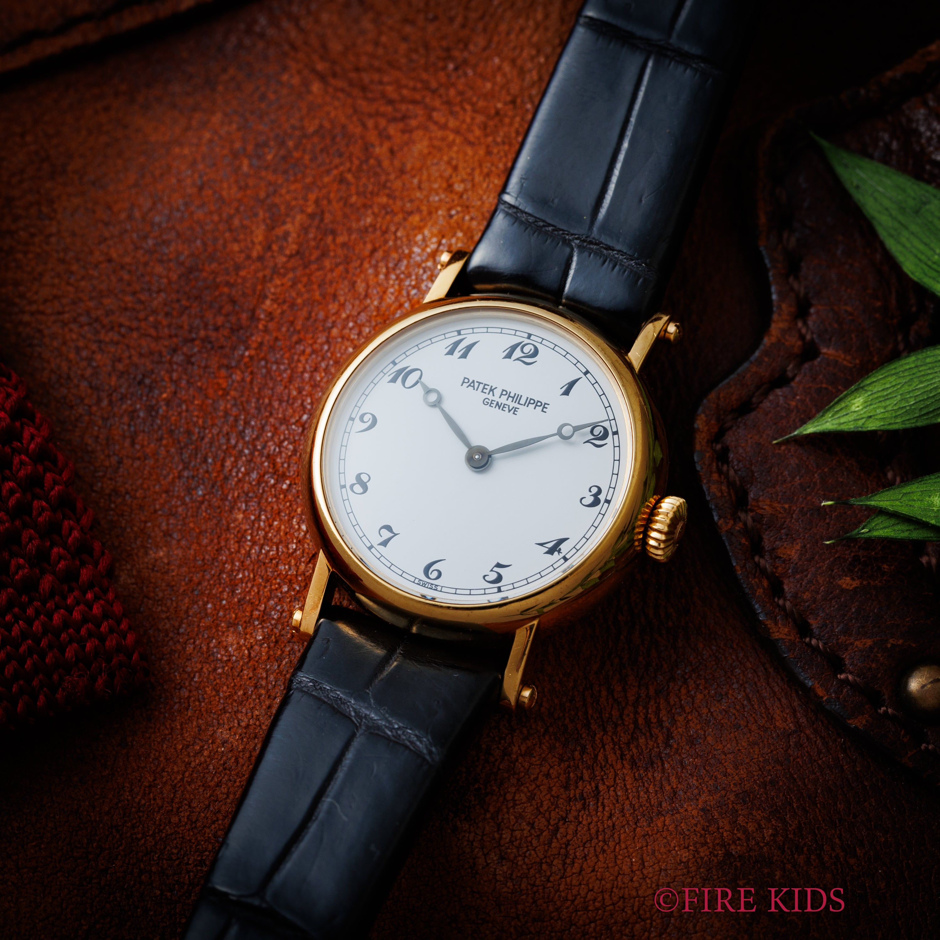 パテック・フィリップ カラトラバ オフィサー 1998年製 25㎜ ブレゲ数字 ブレゲ針 18金無垢イエローゴールド 手巻 Cal.16-250 Ref.4860J-001 純正金無垢尾錠 箱、ギャラ、替えベルト付き