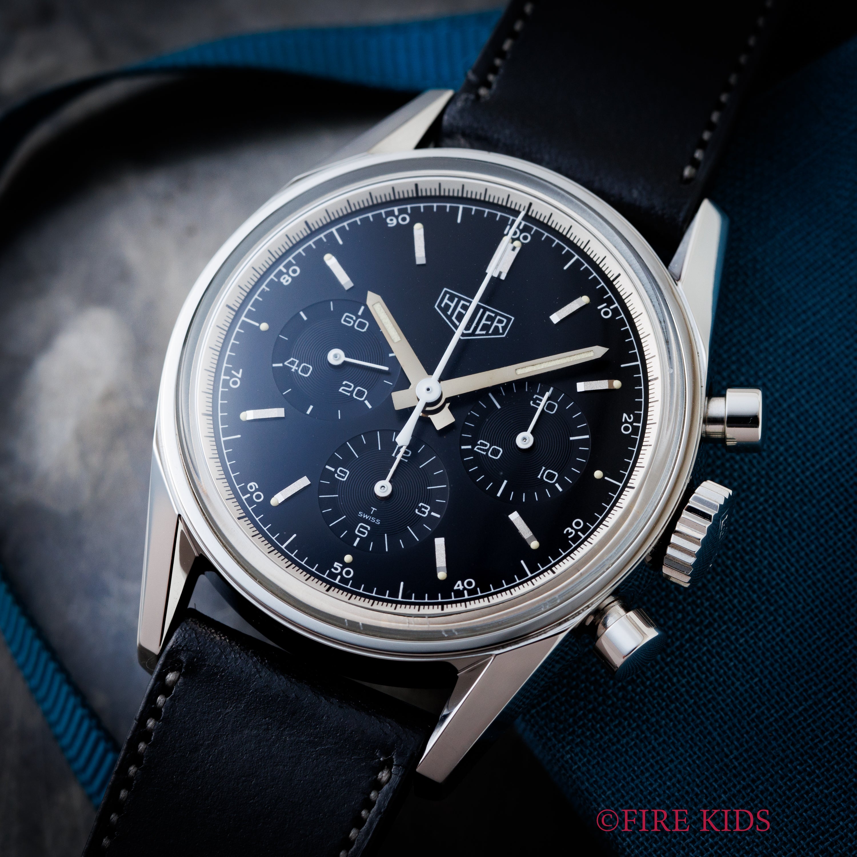 ホイヤー カレラ リ・エディション 1990年代製 Ref.CS3111 手巻き Cal.1873 黒文字盤 純正尾錠付き